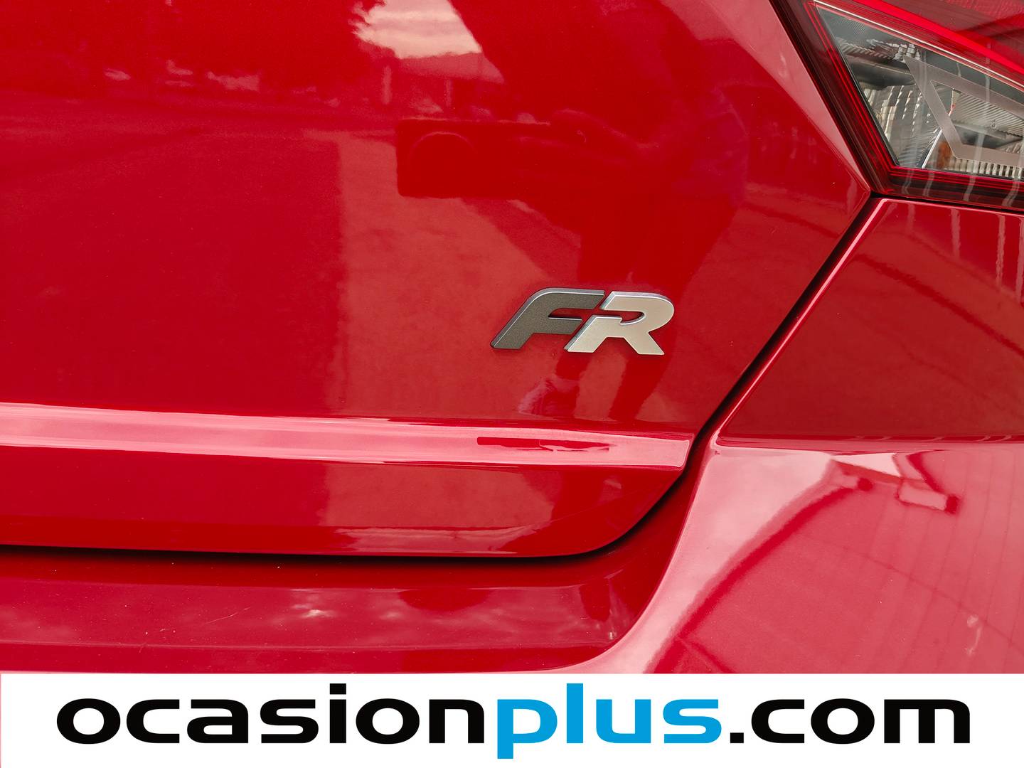 Extras y acabados del Seat Ibiza Seat Ibiza 1.5 TSI S&S FR Plus DSG (150 CV)