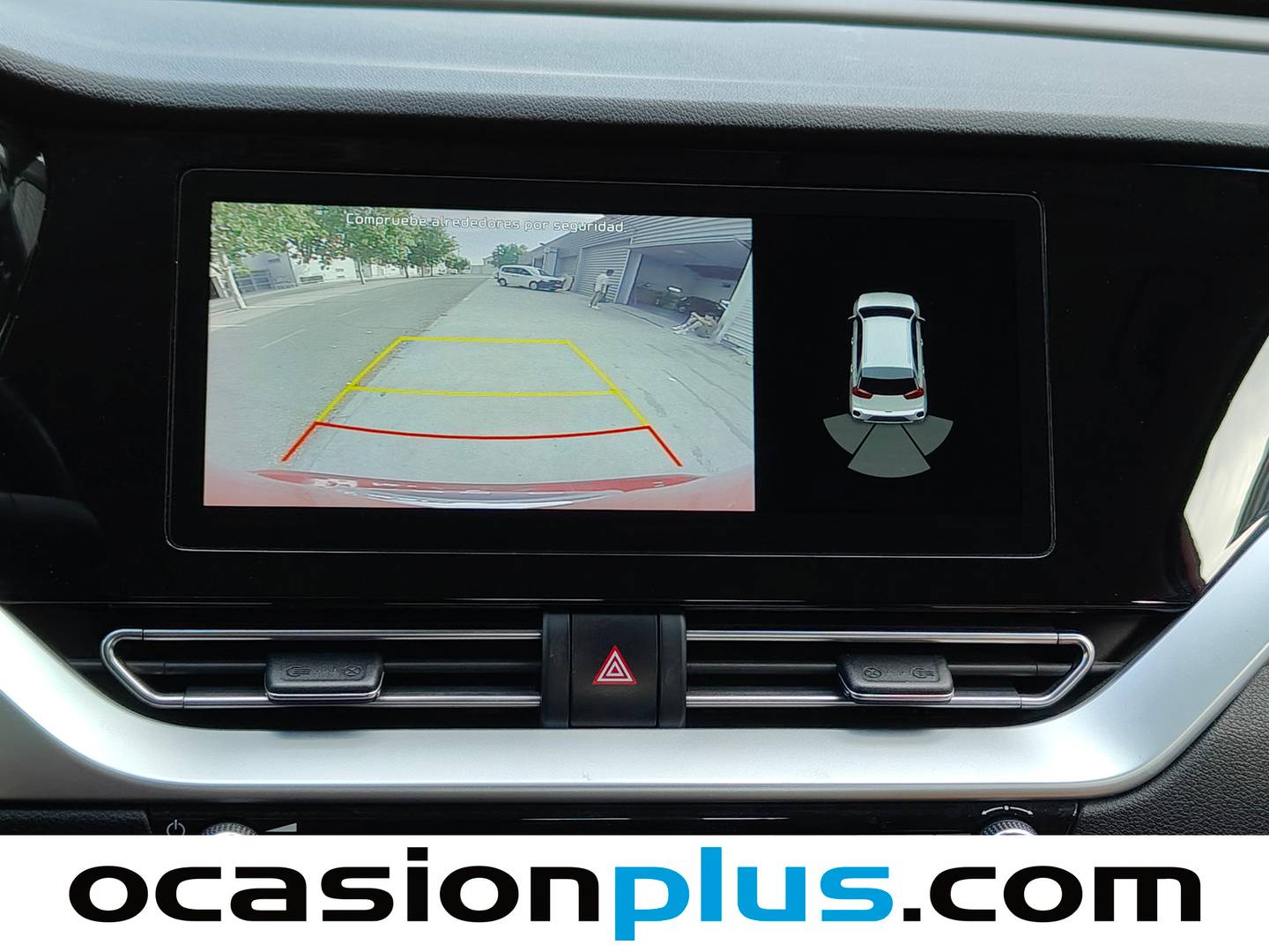 Equipamiento del KIA Niro KIA Niro 1.6 GDi HEV Drive (141 CV)