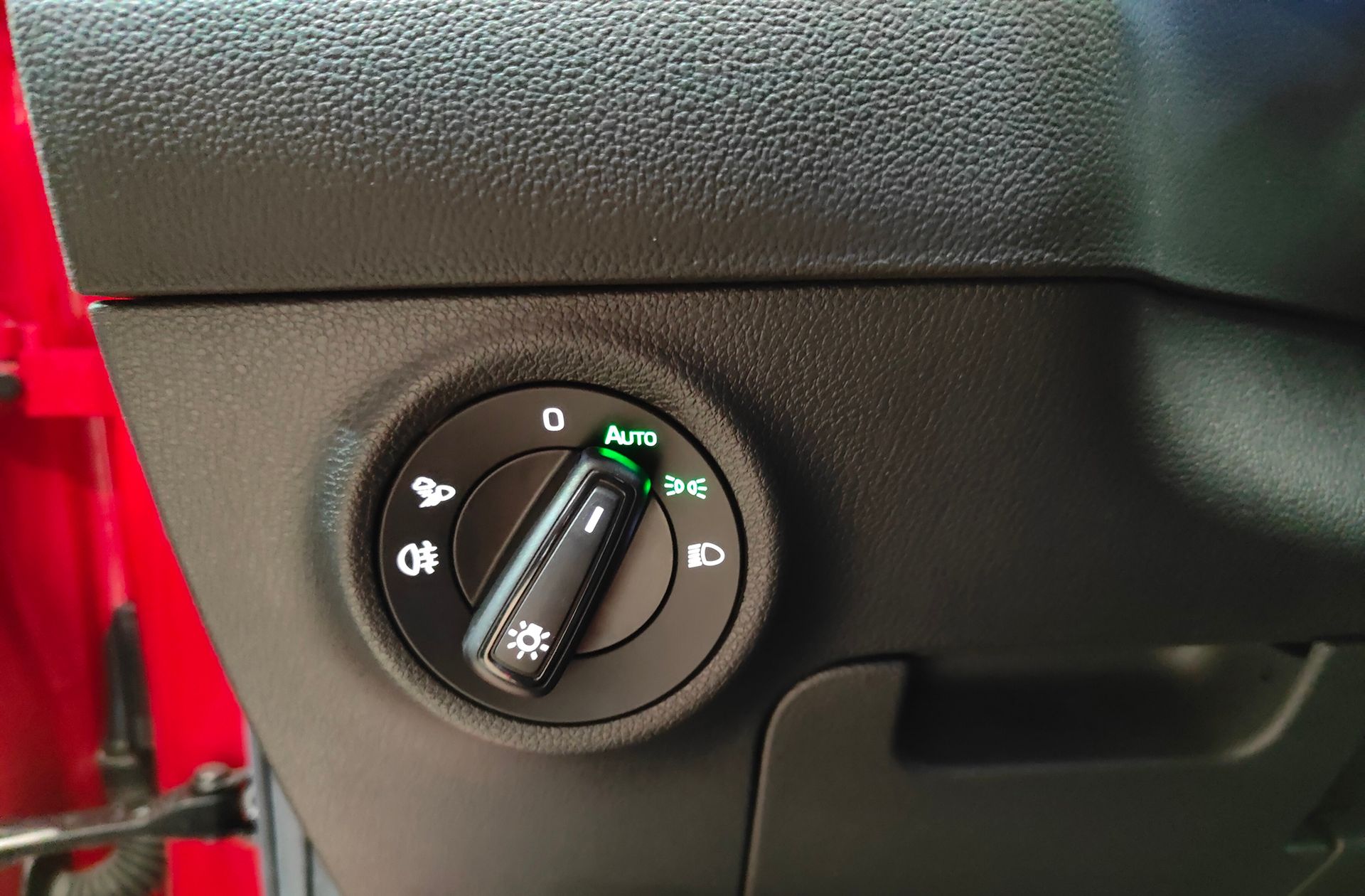 Škoda Karoq 1.5 TSI ACT Sportline DSG - foto 12
