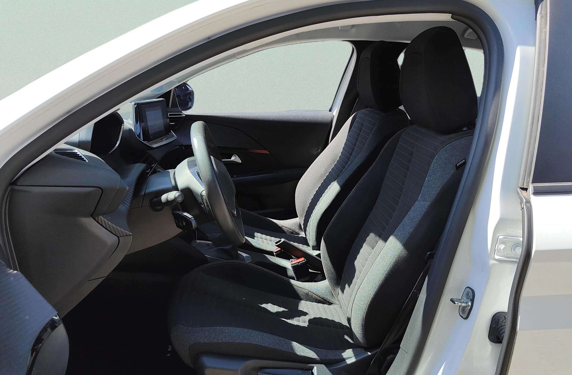 Peugeot 208 PureTech 100 Active Pack - foto 11