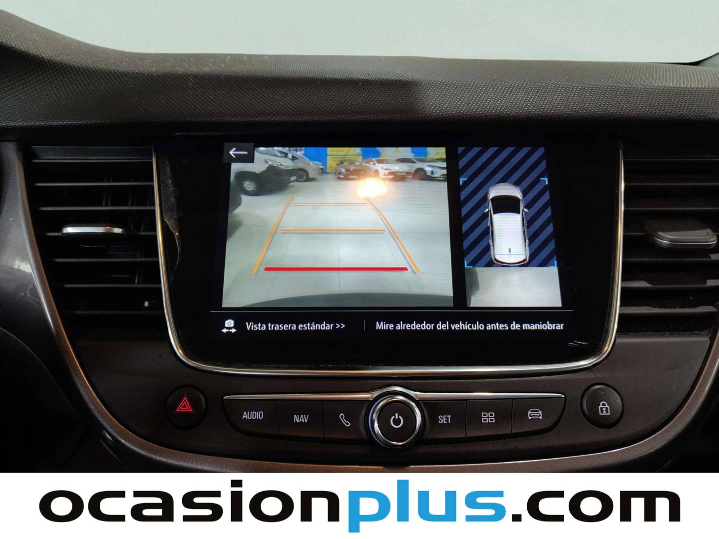 Foto Opel Crossland Opel Crossland 1.2 Business Elegance Auto (130 CV)