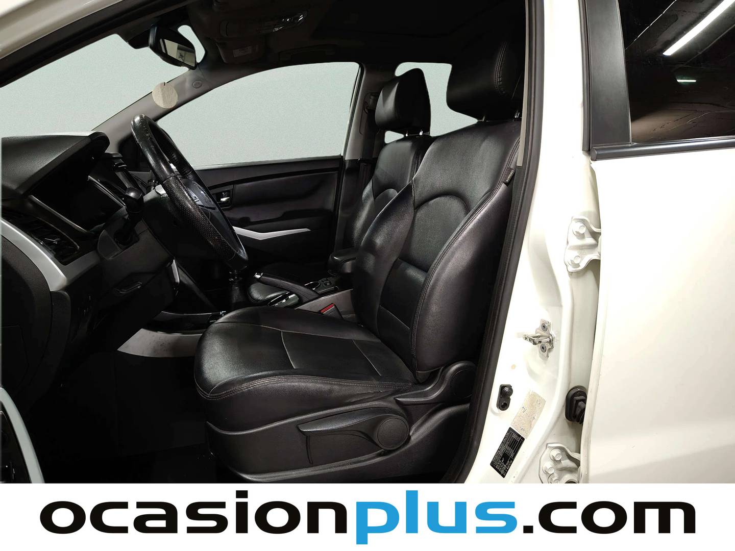 Foto asientos delanteros SsangYong Korando SsangYong Korando D22T Limited 4x2 (178 CV)