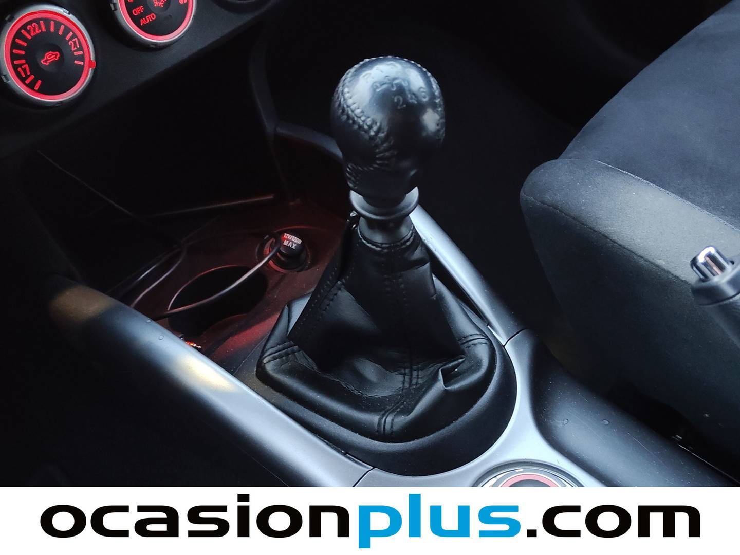 Foto Mitsubishi Outlander Mitsubishi Outlander 2.0 DI-D Intense Plus (140 CV) 7 Plazas