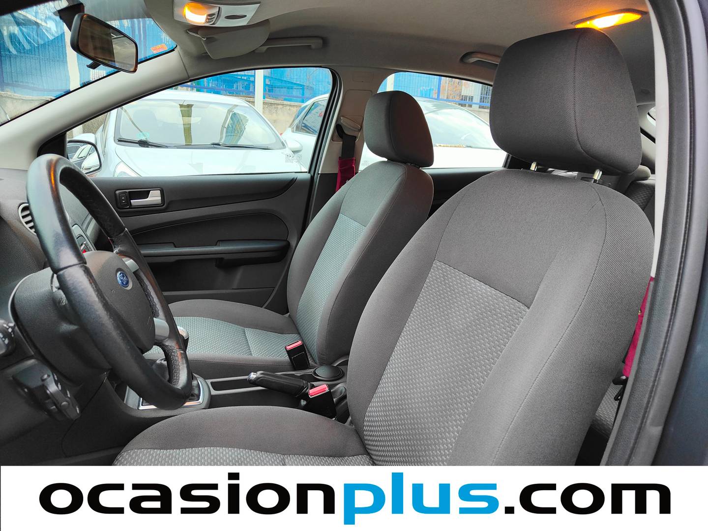 Foto asientos delanteros Ford Focus Ford Focus 1.6 Trend (100 CV)