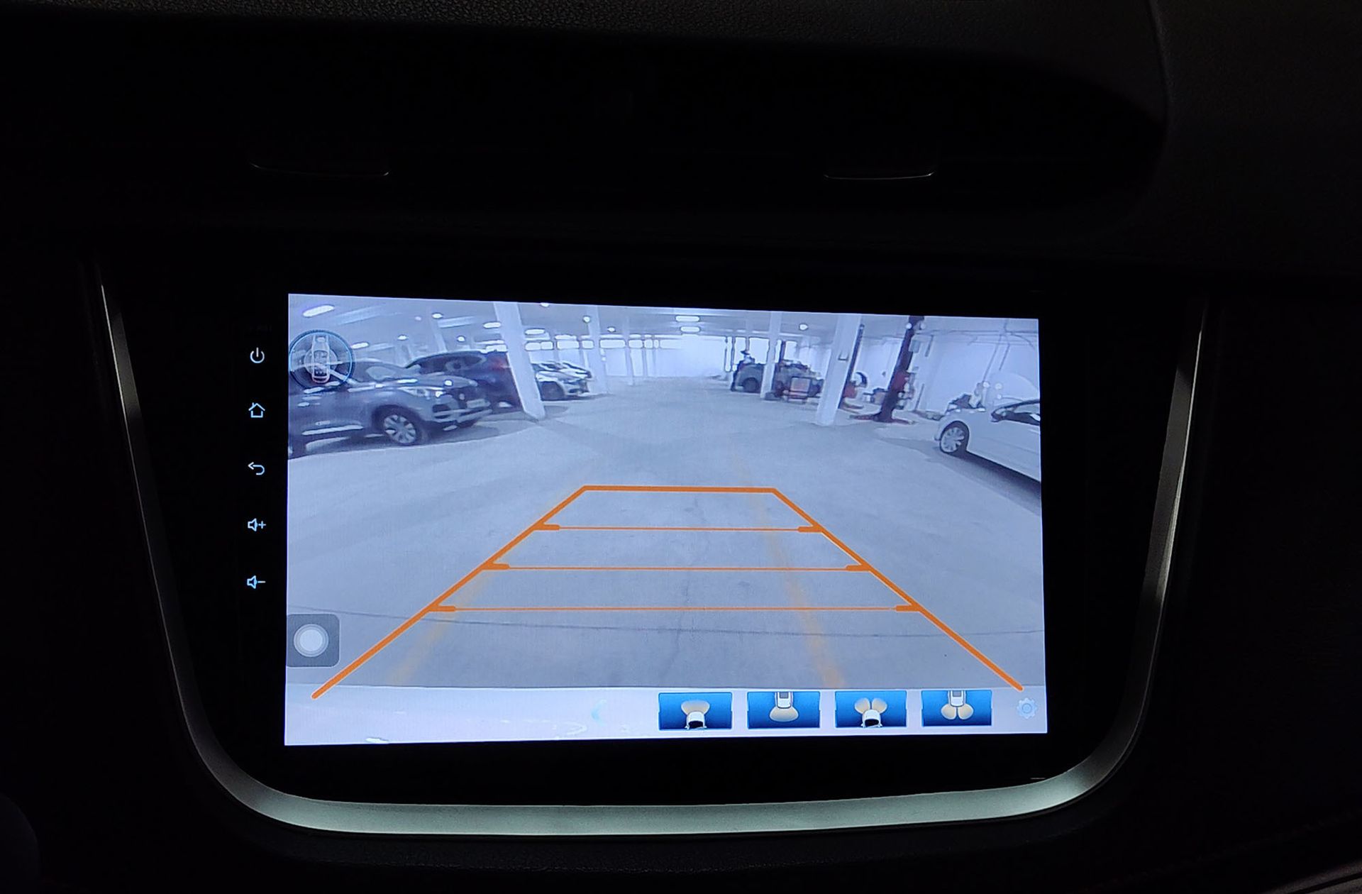 SWM G01 1.5T Luxury - foto 11