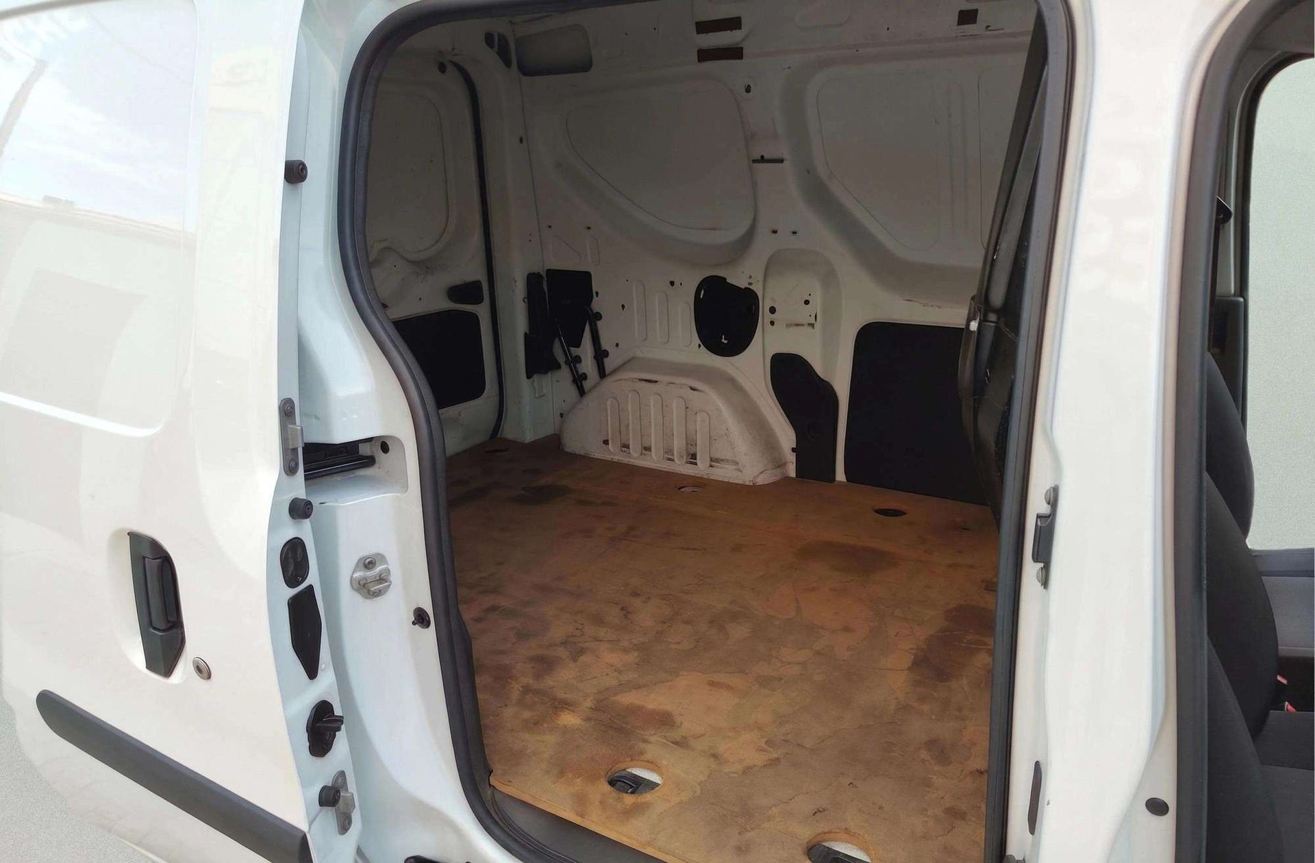 Dacia Dokker Van 1.6 GLP Ambiance - foto 13