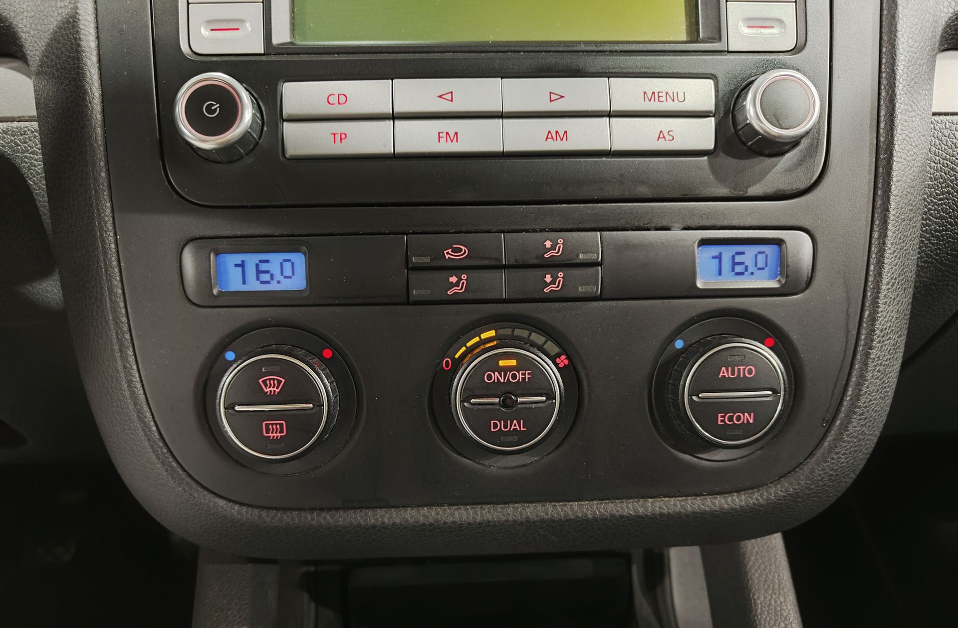 Volkswagen Golf Sportline 1.6 - foto 22