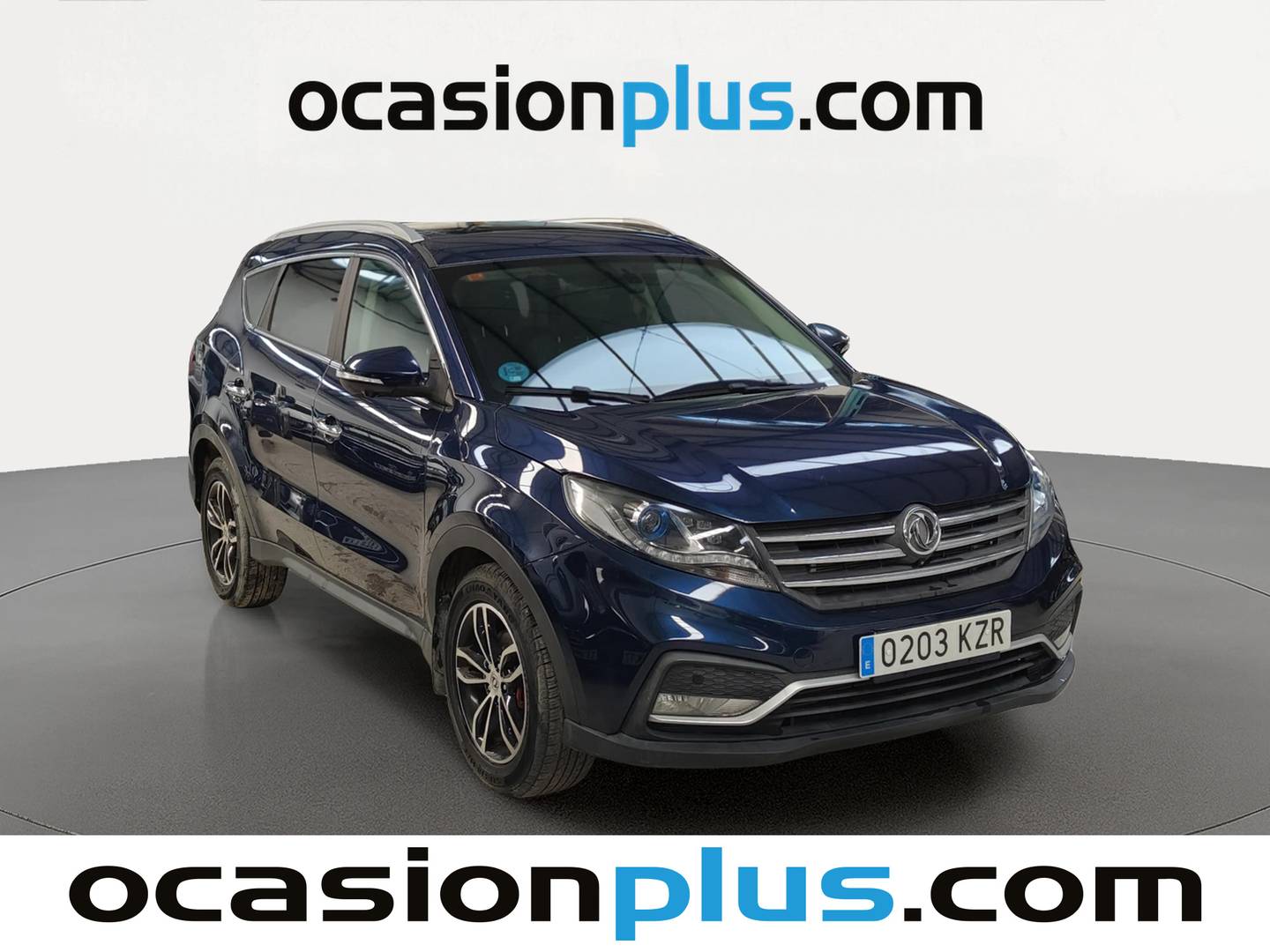 Foto delantera DFSK 580 DFSK 580 1.5 T Intelligent (149 CV) 7 Plazas derecha