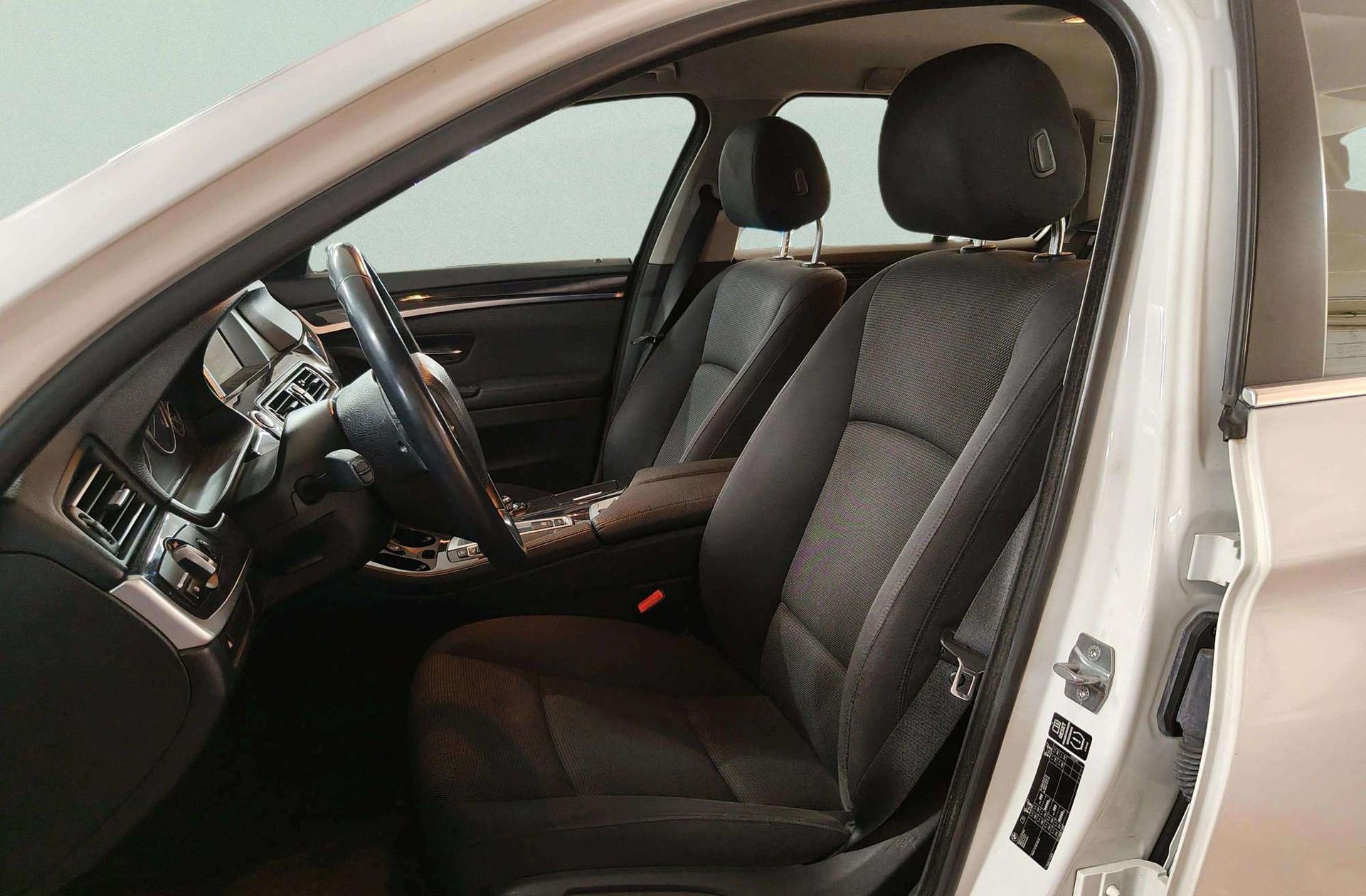 BMW Serie 5 520d Touring - foto 12
