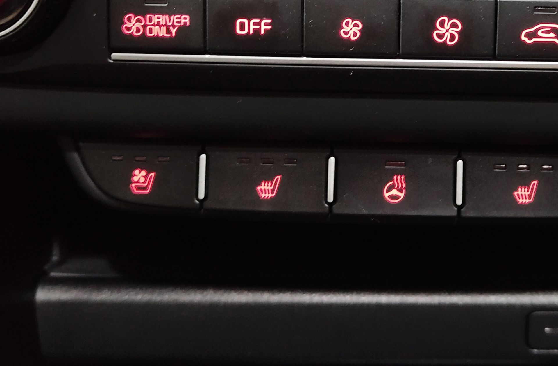 Kia XCeed 1.6 GDi PHEV eMotion - foto 8