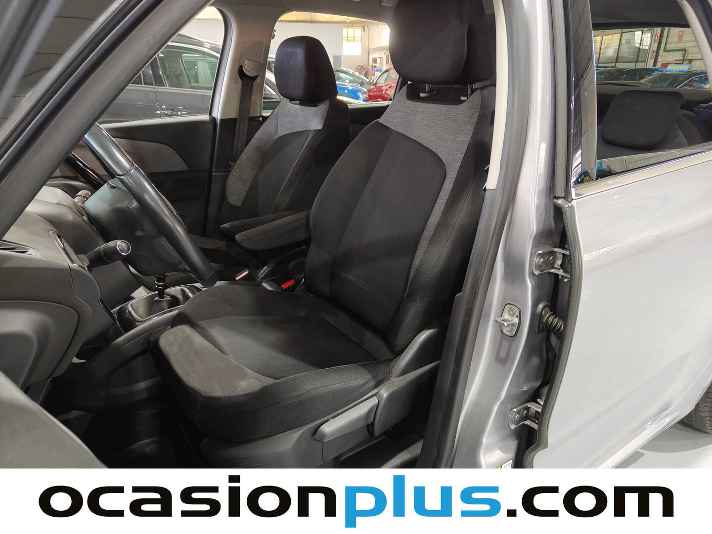 Foto asientos delanteros Citroën C4 Picasso Citroen C4 Picasso BlueHDi 120 Feel (120 CV)