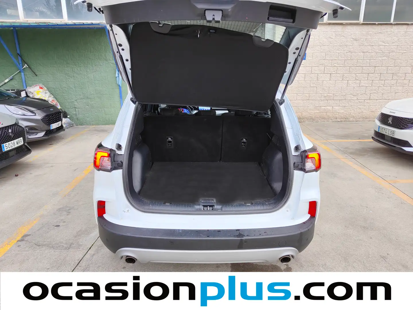 Foto Ford Kuga Ford Kuga 2.5 Duratec FHEV Titanium Auto (190 CV)