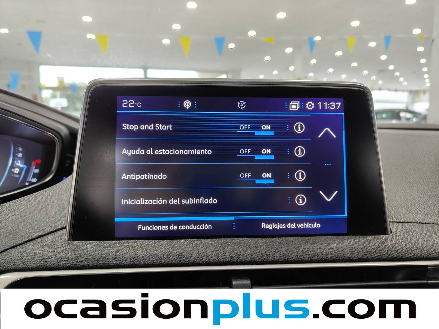 Foto Peugeot 3008 Peugeot 3008 BlueHDI 120 S&S Allure (120 CV)