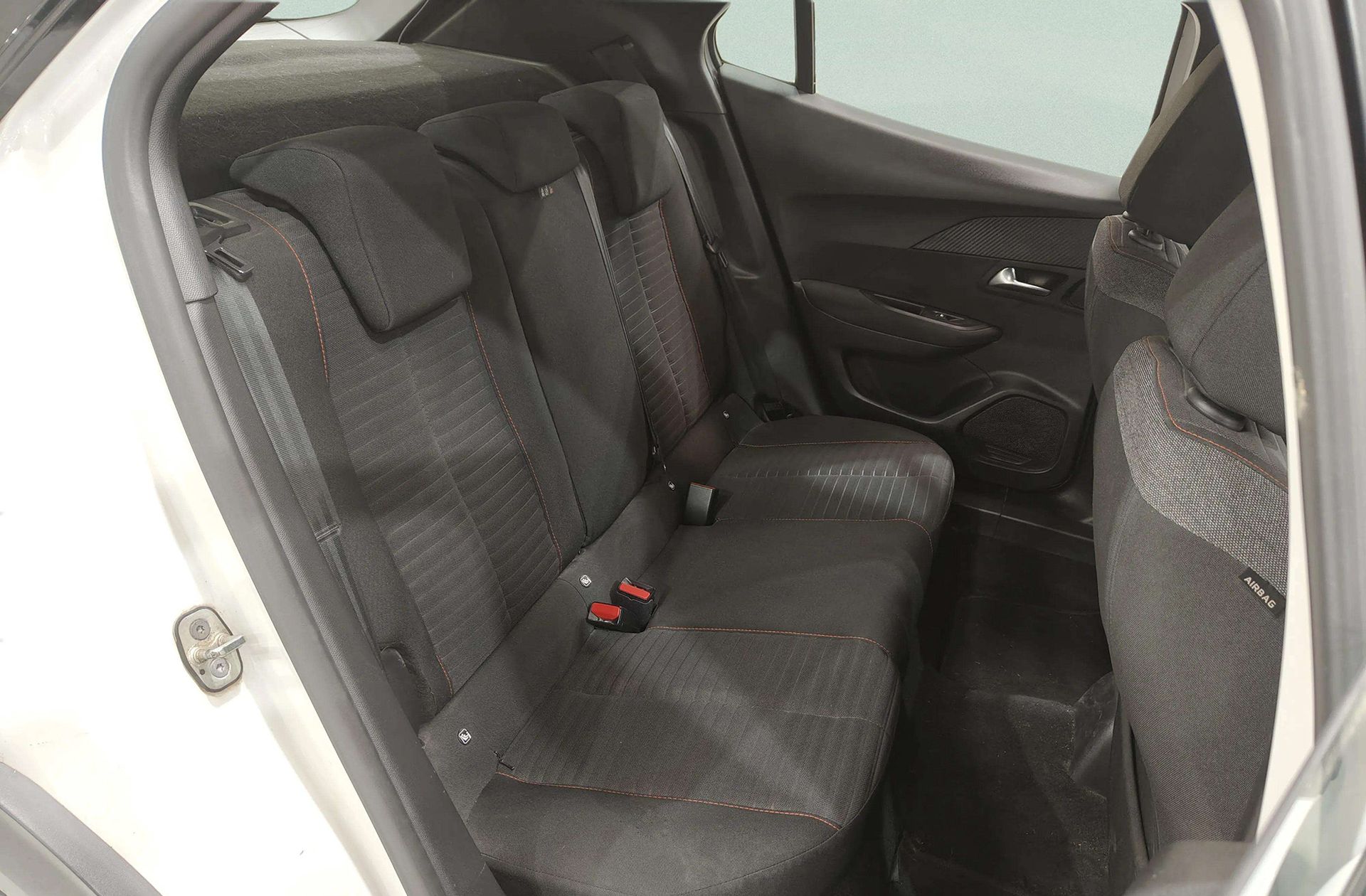Peugeot 2008 PureTech 100 Active - foto 18
