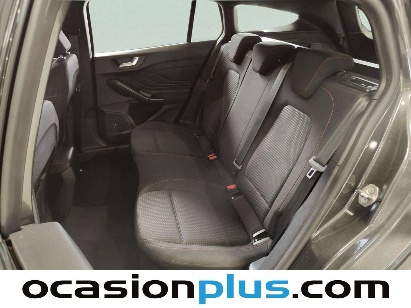 Foto asientos traseros Ford Focus Ford Focus SportBreak 1.0 Ecoboost MHEV ST-Line Auto (155 CV)