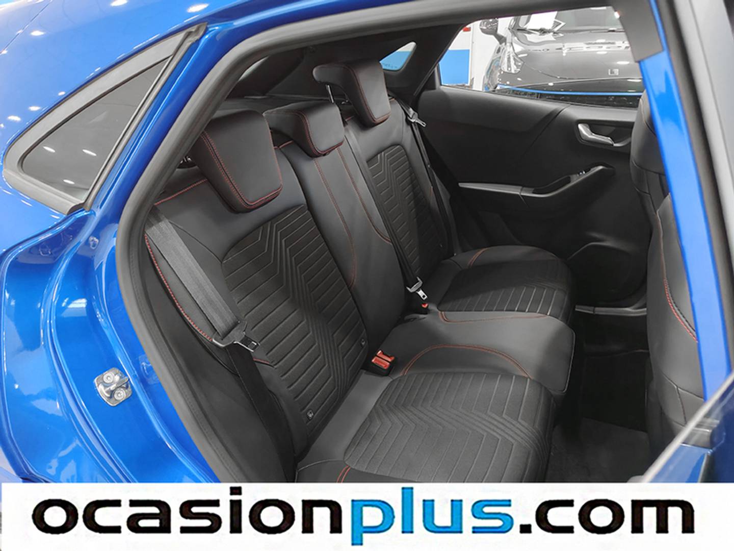 Foto Ford Puma Ford Puma 1.0 EcoBoost MHEV ST-Line X Auto (155 CV)