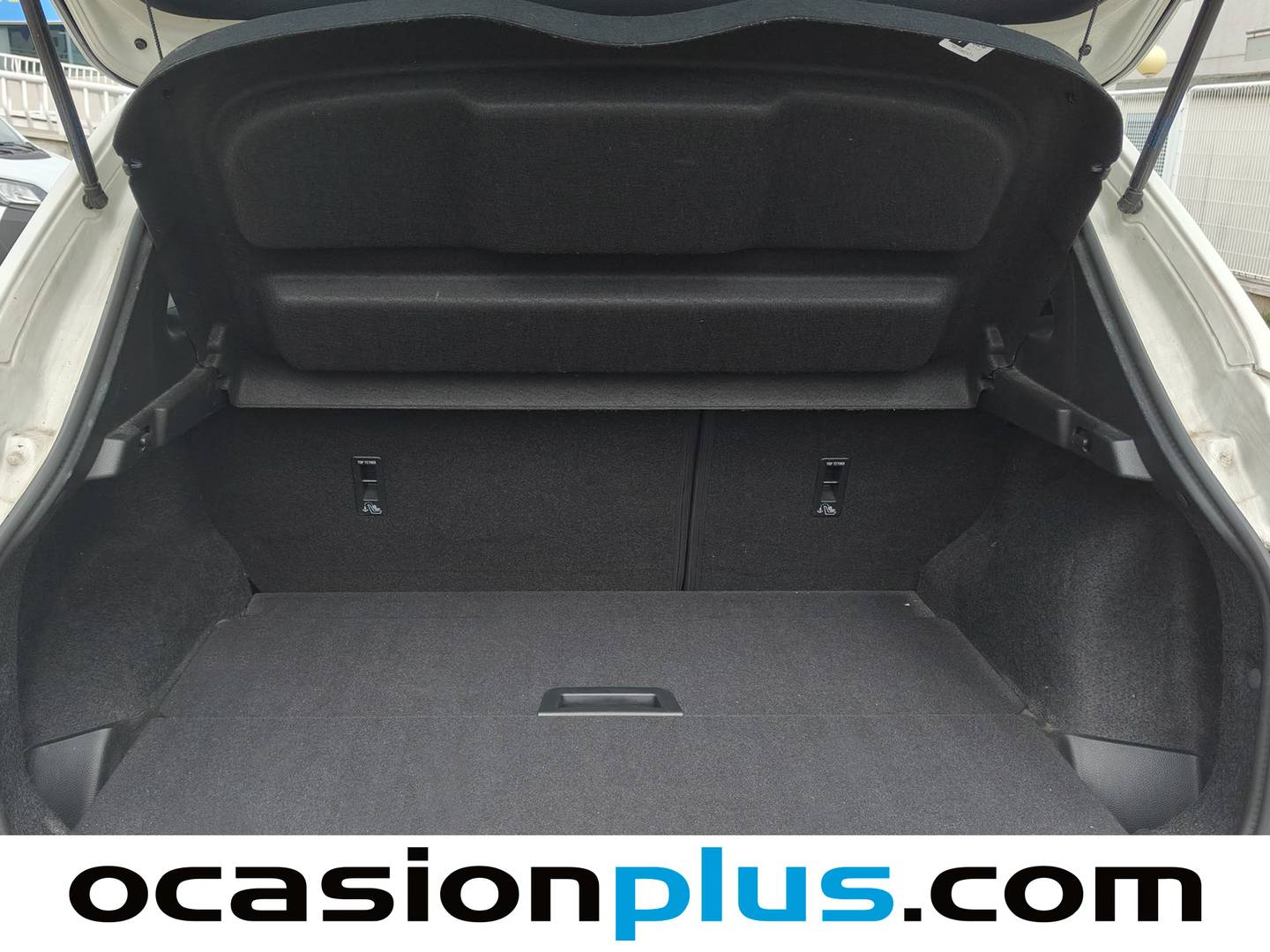 Fotos maletero Nissan QASHQAI Nissan Qashqai dCi 115 N-Connecta (115 CV)
