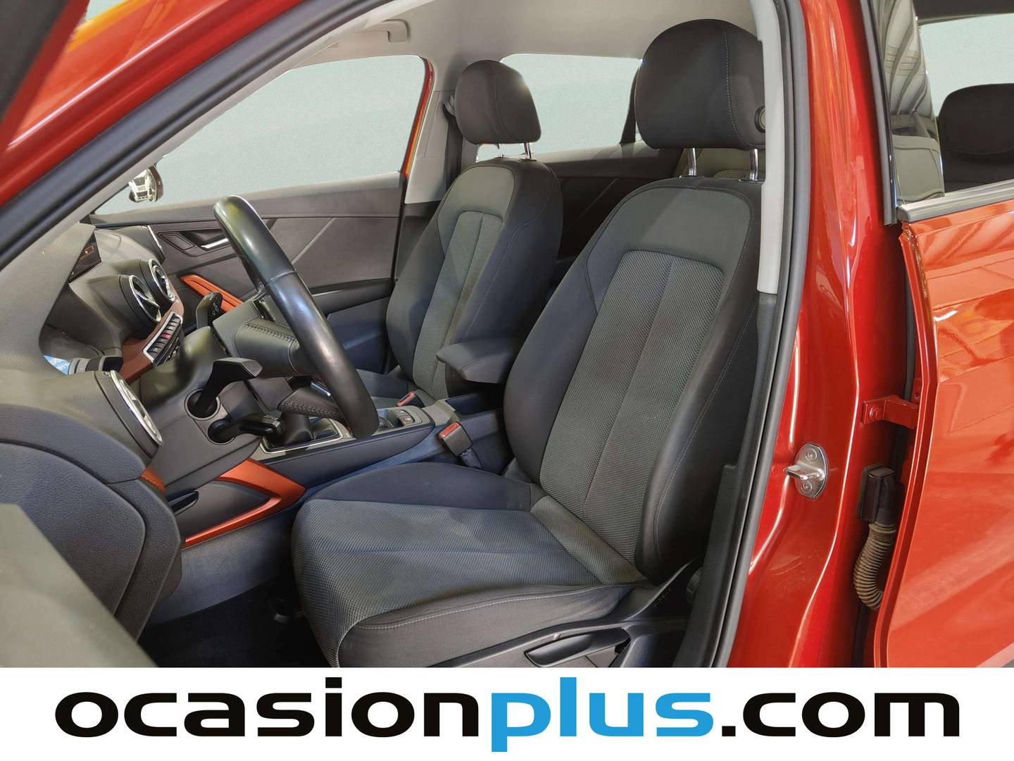 Foto asientos delanteros Audi Q2 Audi Q2 design edition 1.6 TDI (116 CV)