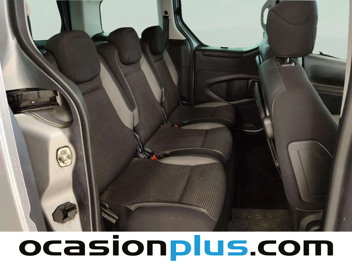 Foto Peugeot Partner Peugeot Partner Tepee Combi BlueHDI 120 Style (120 CV)