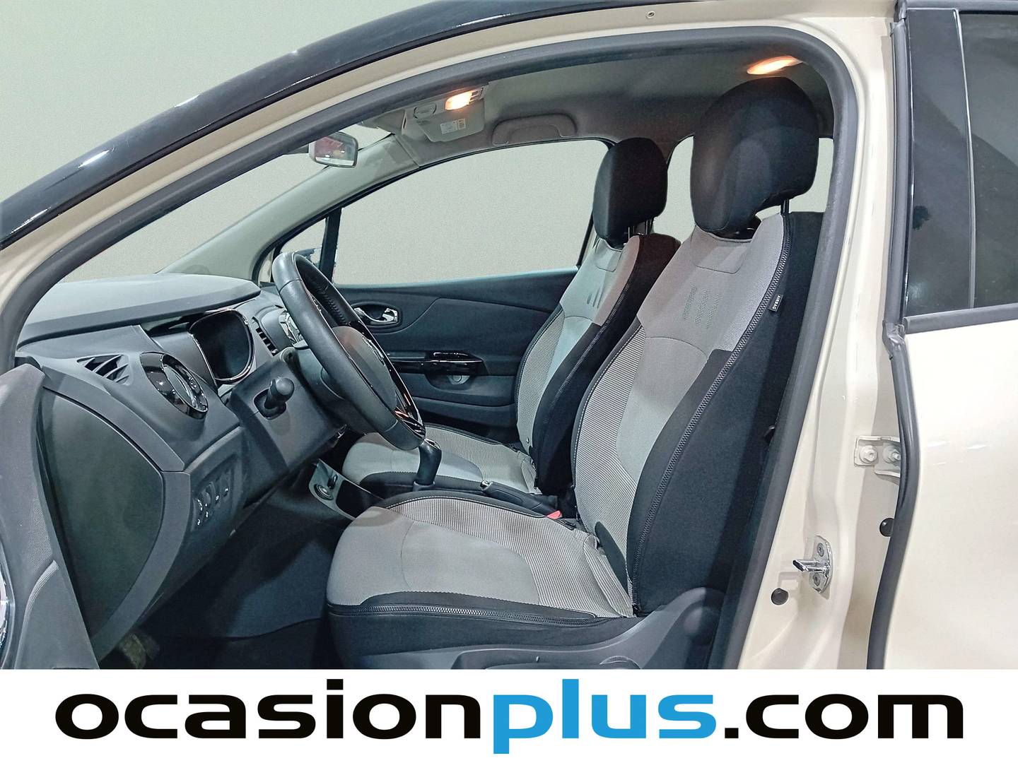 Foto asientos delanteros Renault Captur Renault Captur Zen Energy TCe (90 CV)