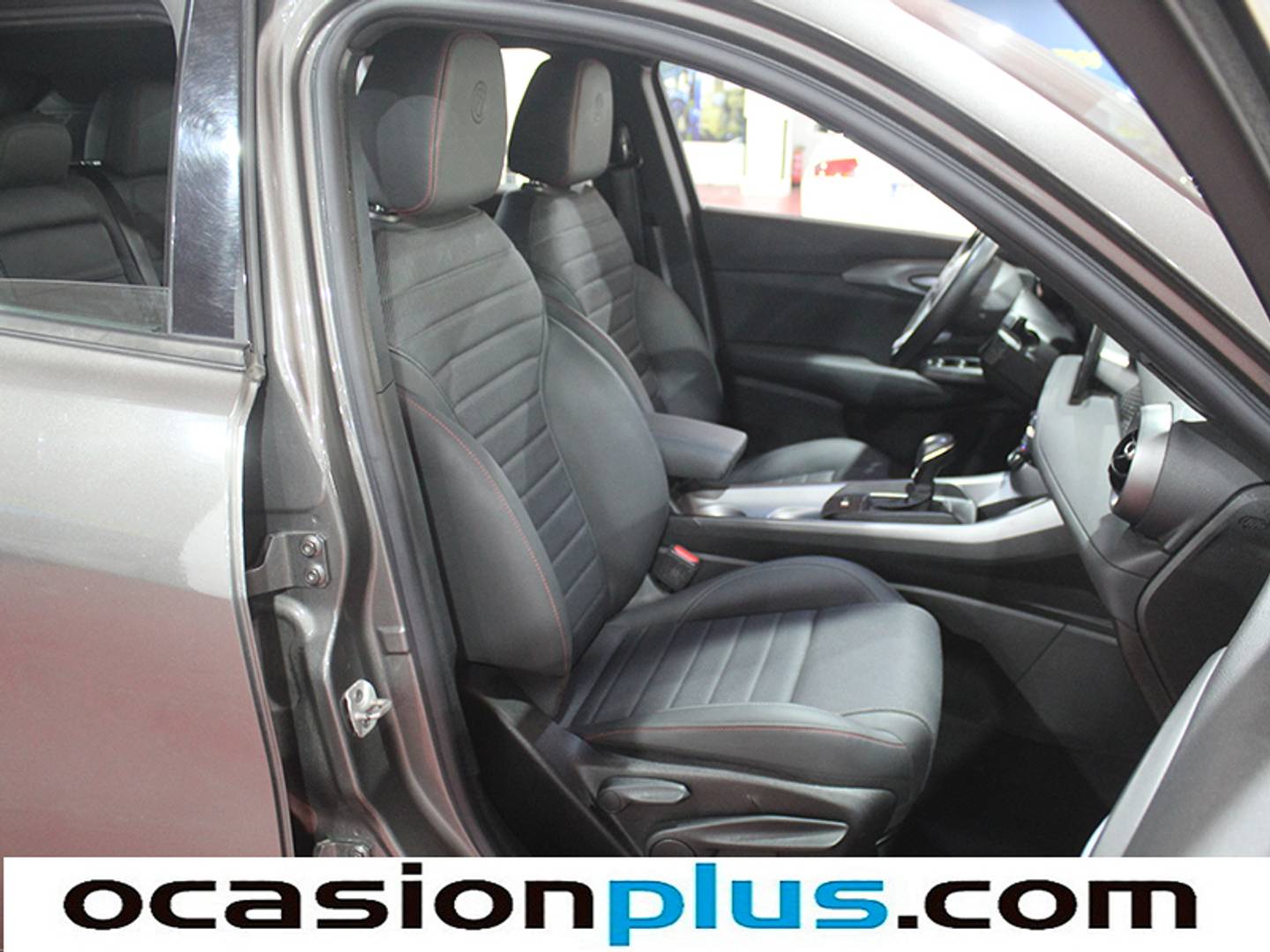 Foto Alfa Romeo Tonale Alfa Romeo Tonale Tonale 1.5 MHEV Sprint FWD (130 CV)