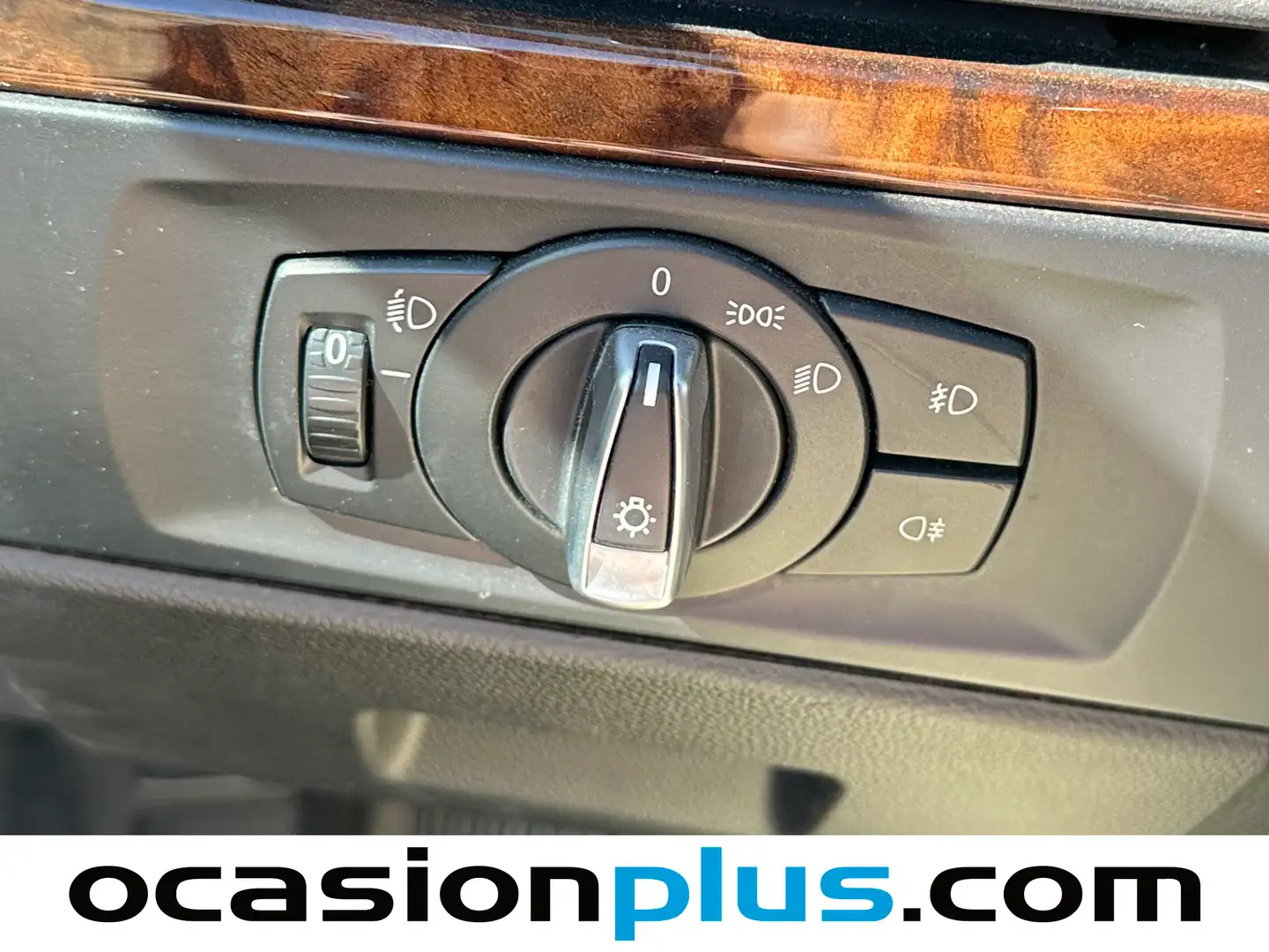 Foto BMW Serie 3 BMW Serie 3 318d Touring  (143 CV)