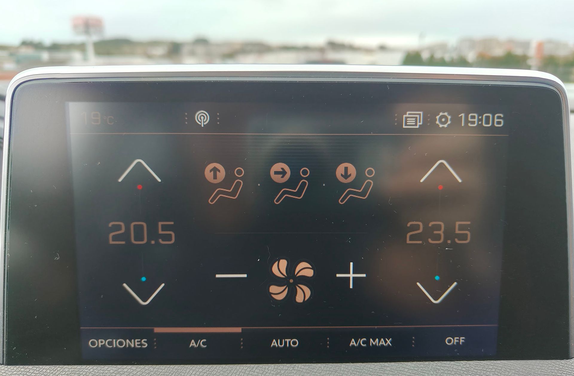 Peugeot 3008 BlueHDi 120 GT-Line - foto 34