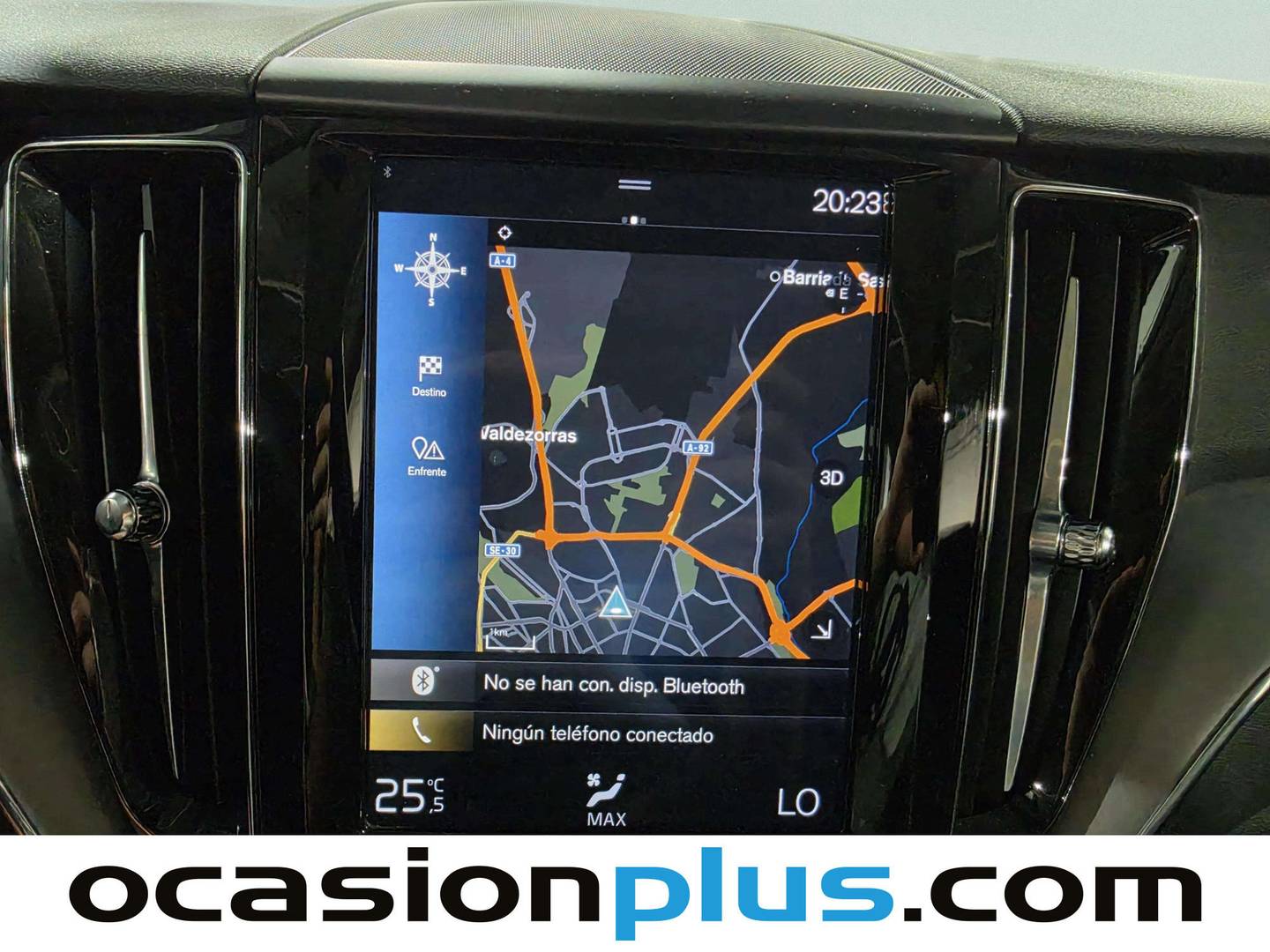 Extras y acabados del Volvo XC60 Volvo XC60 T4 Momentum Auto (190 CV)