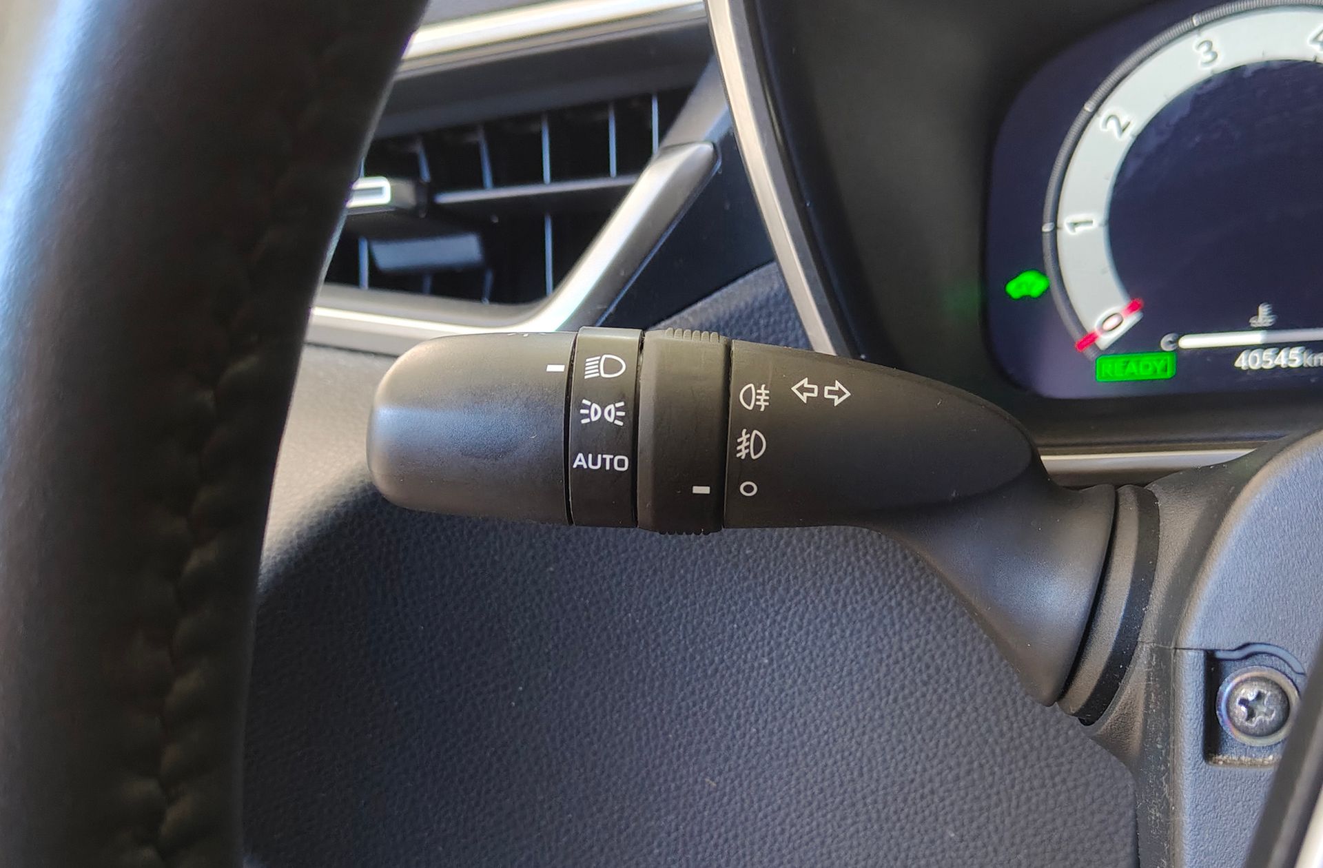 Toyota Corolla 140H Style - foto 25