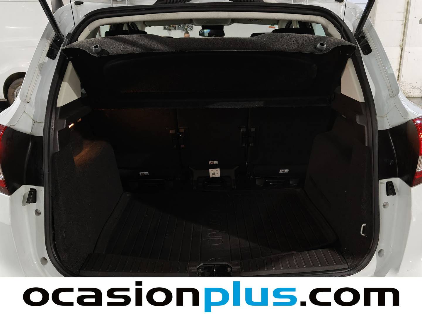 Foto Ford C-Max Ford C-Max 1.5 TDCI Trend+ (120 CV)