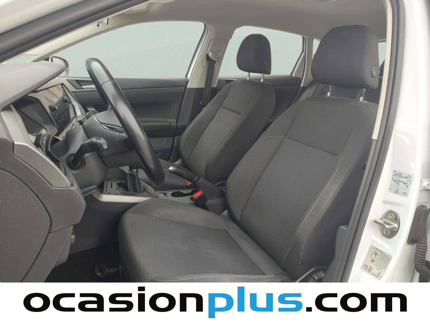 Foto asientos delanteros Volkswagen Polo Volkswagen Polo Advance 1.0 TSI (95 CV)