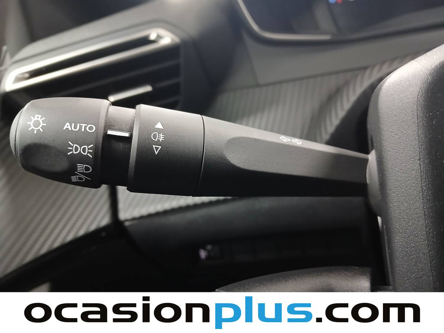 Peugeot 2008 Peugeot 2008 PureTech 100 S&S Allure (100 CV) de segunda mano