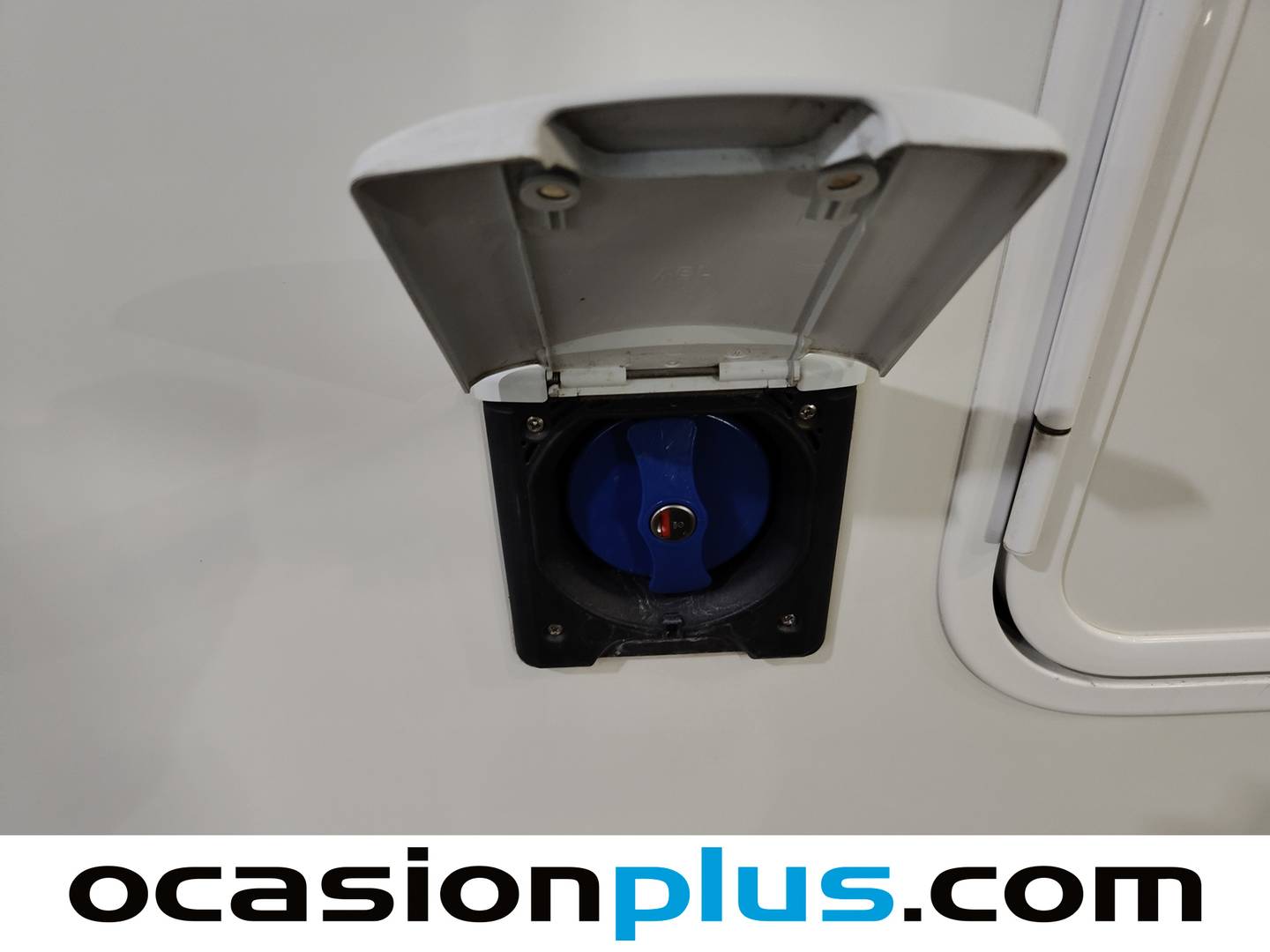 Foto Benimar Benivan Benimar Benivan Tessoro 481 (170 cv)