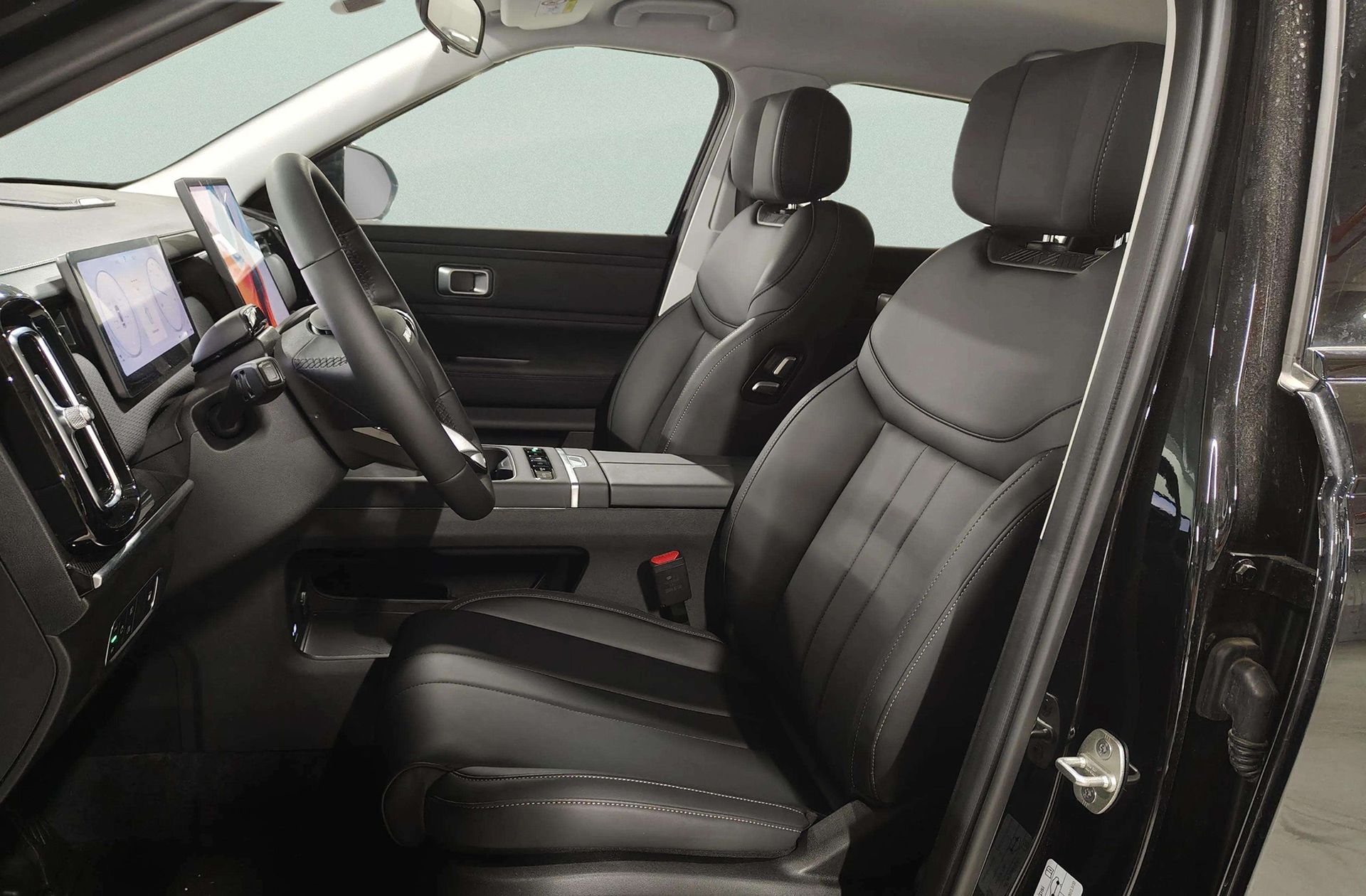 Jaecoo 7 1.5 T-GDi PHEV +1DHT Select FWD - foto 12