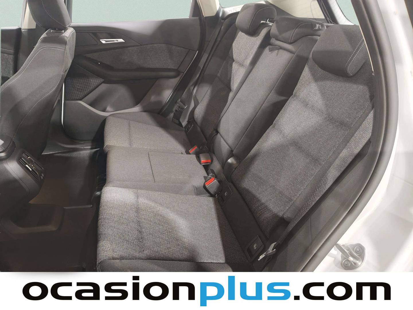 Foto asientos traseros BMW Serie 2 Active Tourer BMW Serie 2 218i Active Tourer (136 CV)