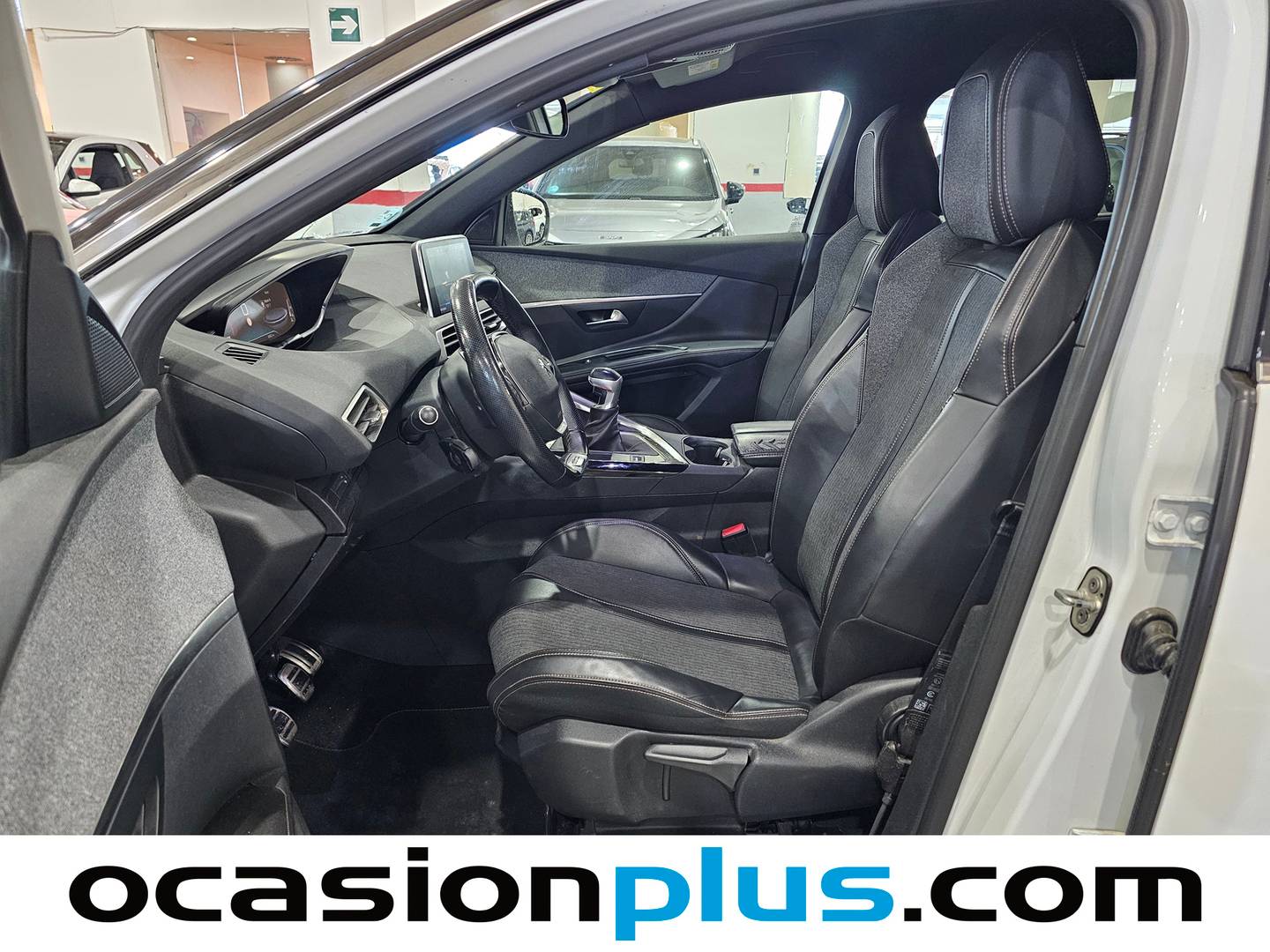 Foto asientos traseros Peugeot 5008 Peugeot 5008 1.5L BlueHDi S&S GT Line (130 CV) 7 PLAZAS