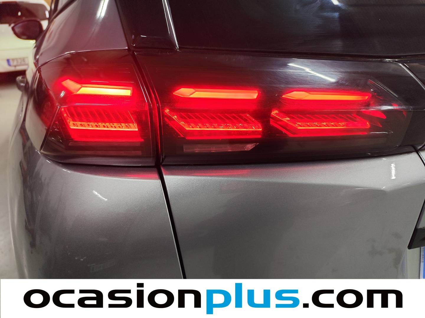 Accesorios del Peugeot 2008 Peugeot 2008 Allure Hybrid eDCS6 (145 CV)