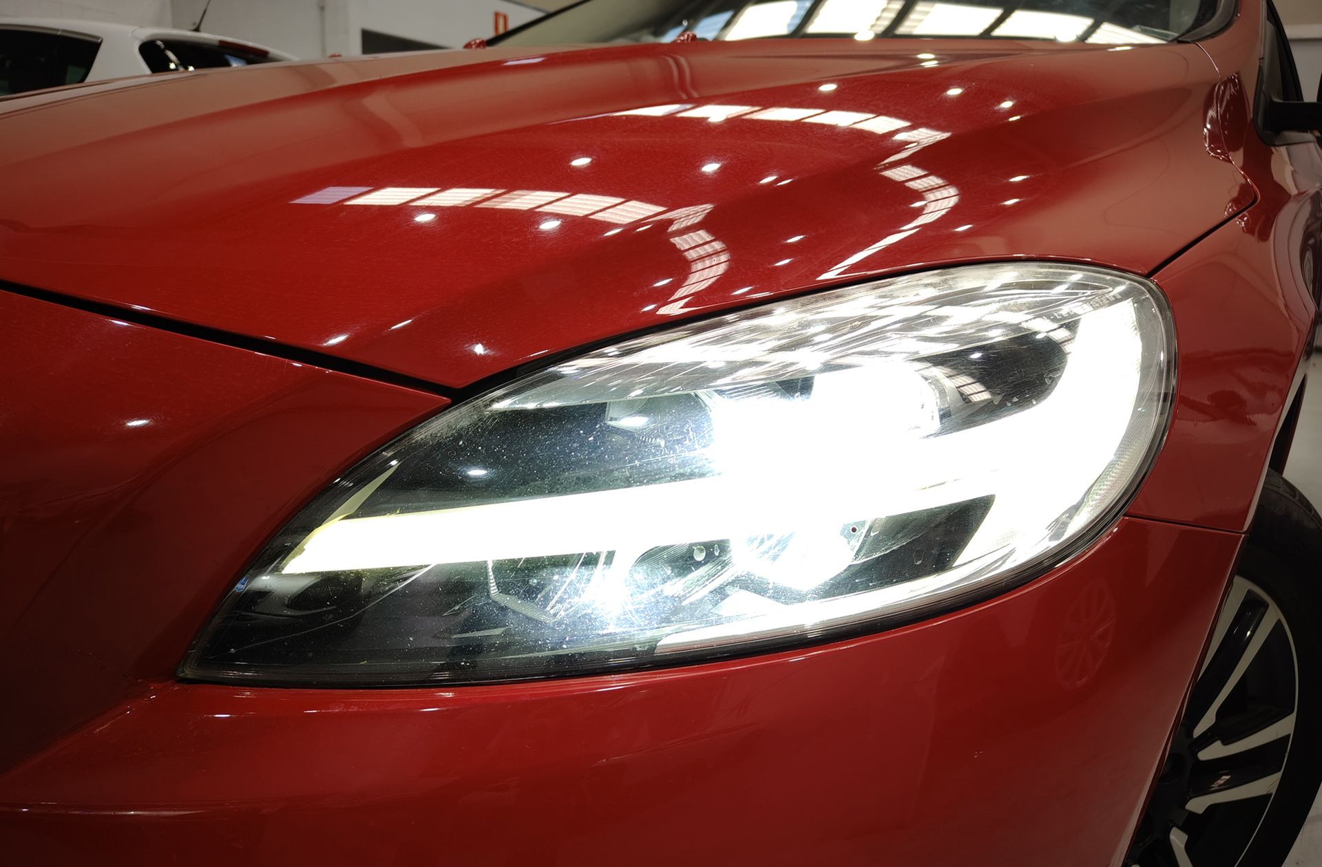 Volvo V40 D2 Momentum - foto 12