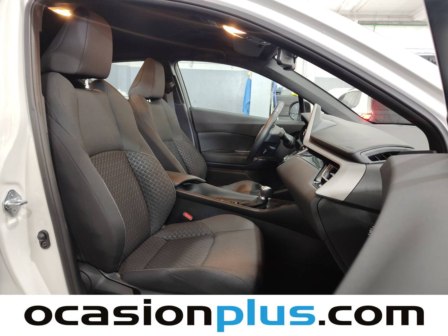 Toyota C-HR Toyota C-HR 1.8 125H Active  (122 CV) automático