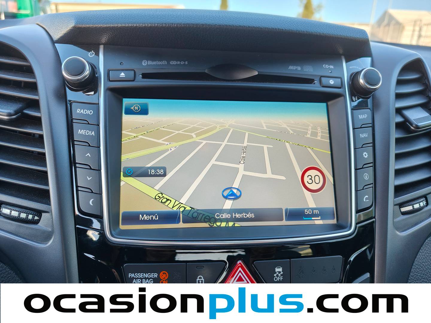 Equipamiento del Hyundai i30 Hyundai i30 1.6 GDi BD Go! Nav (135 CV)
