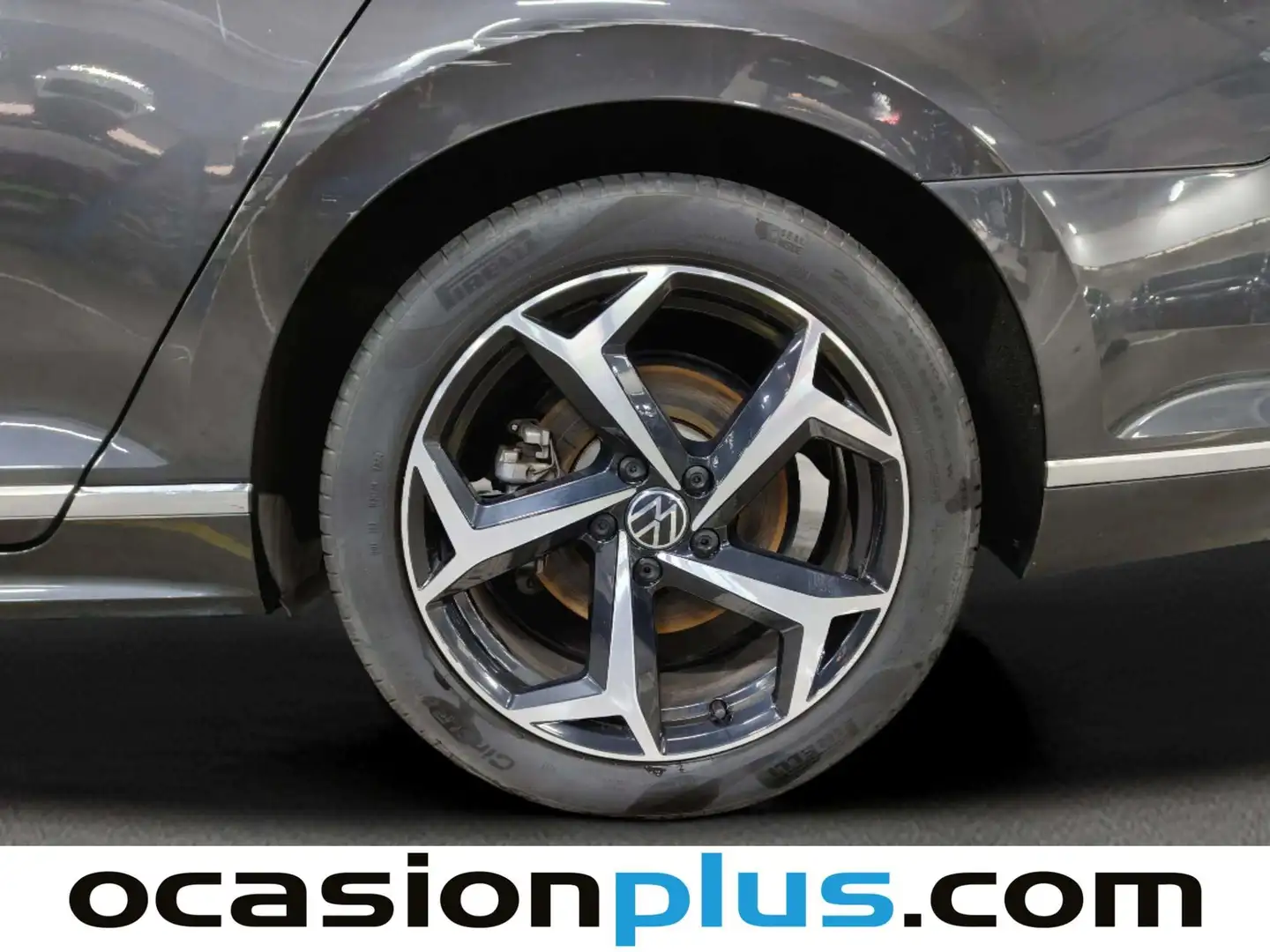 Foto Volkswagen Passat Volkswagen Passat R-Line 2.0 TDI (150 CV) DSG