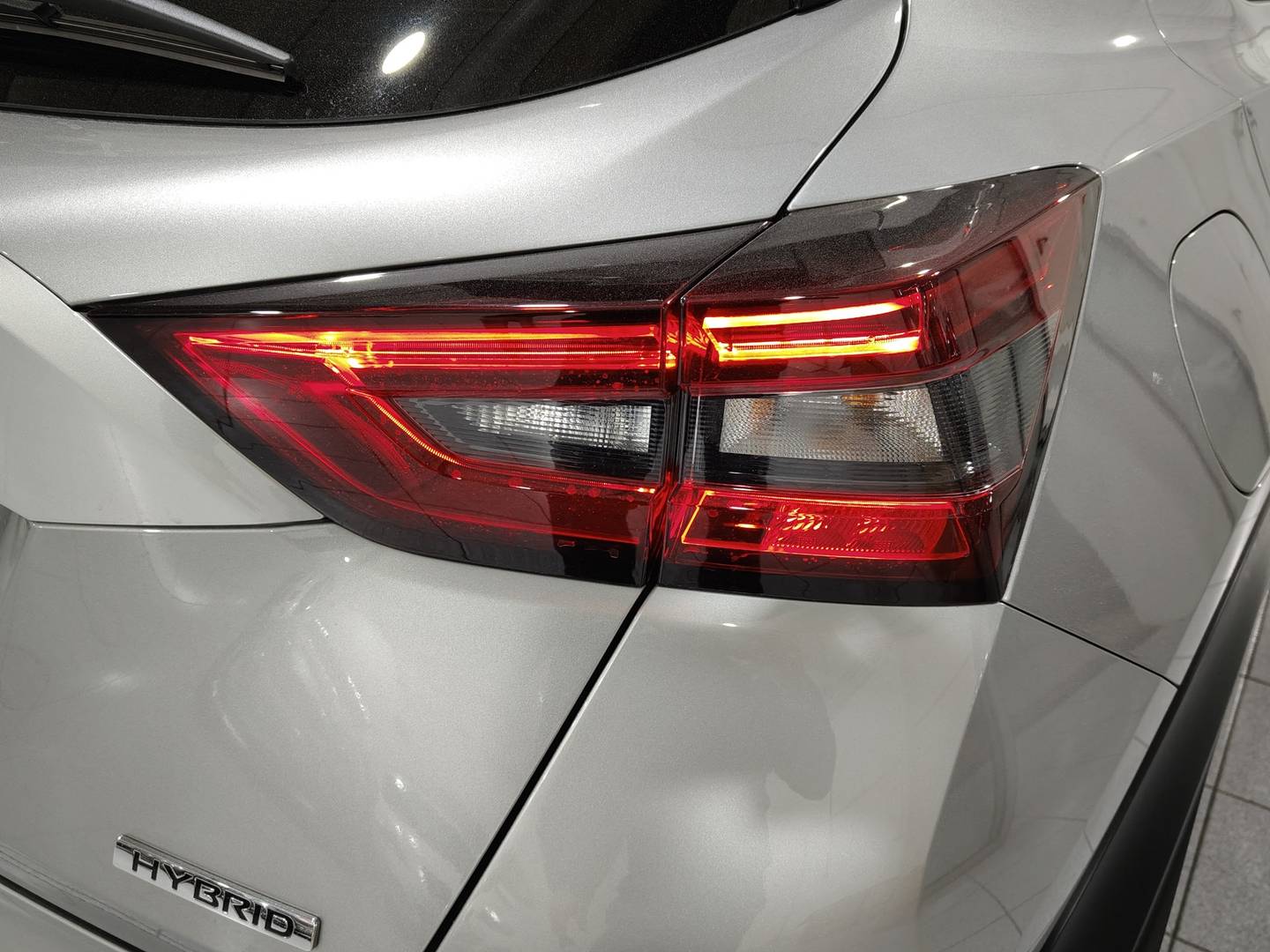 Foto Nissan JUKE Nissan Juke 1.6 Hybrid N-Connecta Auto (143 CV)