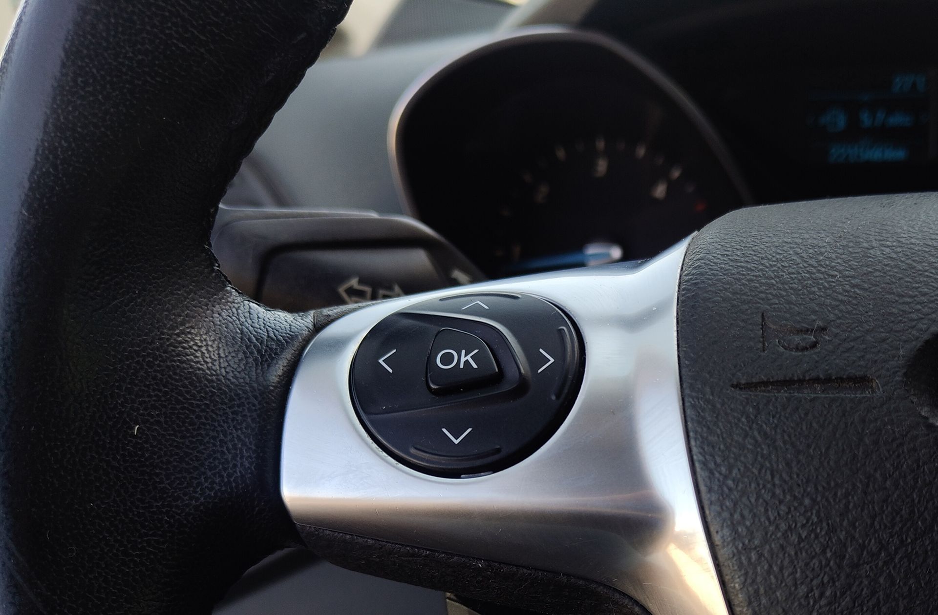 Ford Grand C-Max 1.6 TDCi Trend 7 plazas - foto 26