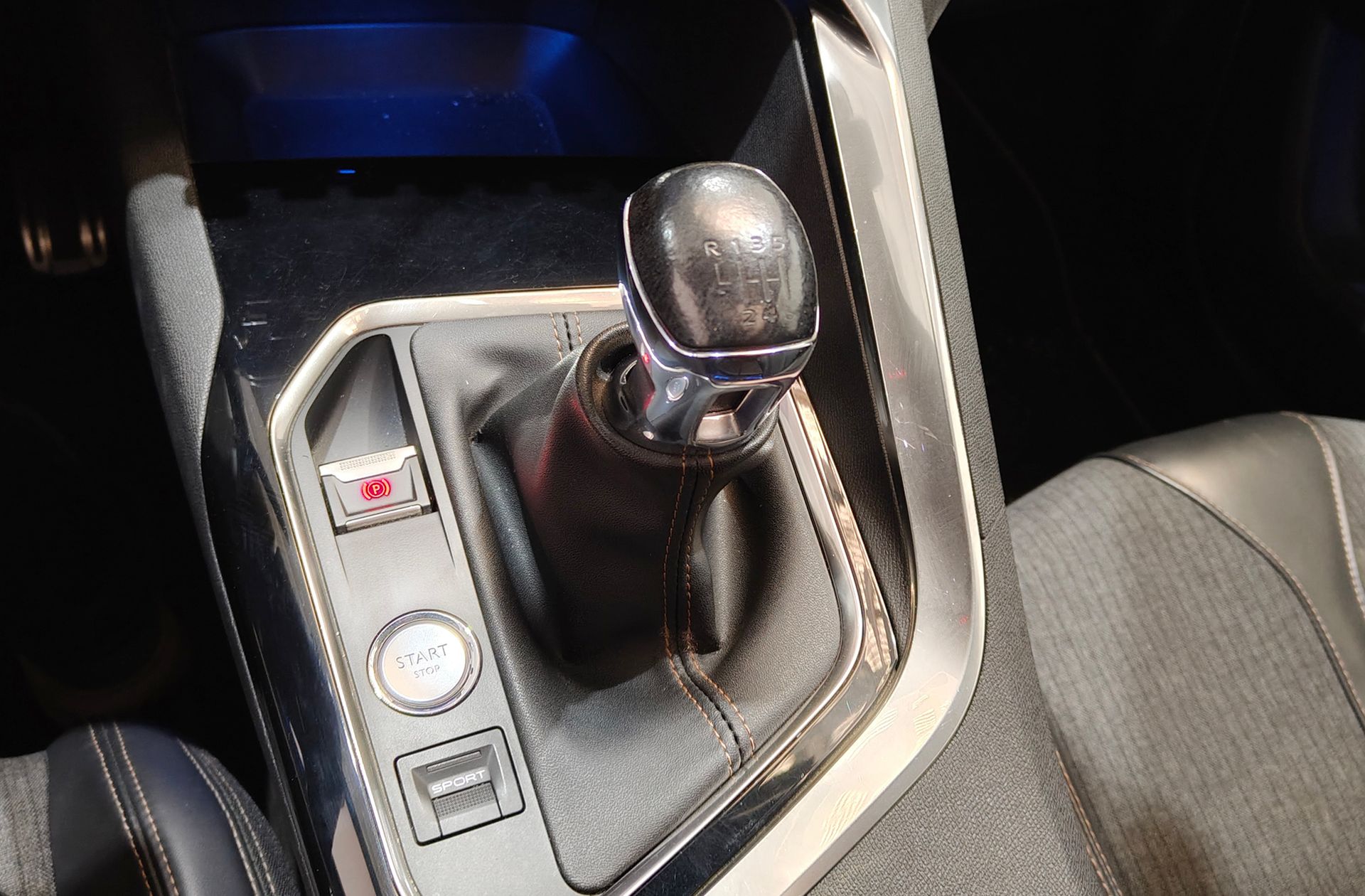 Peugeot 3008 BlueHDi 120 GT-Line - foto 6