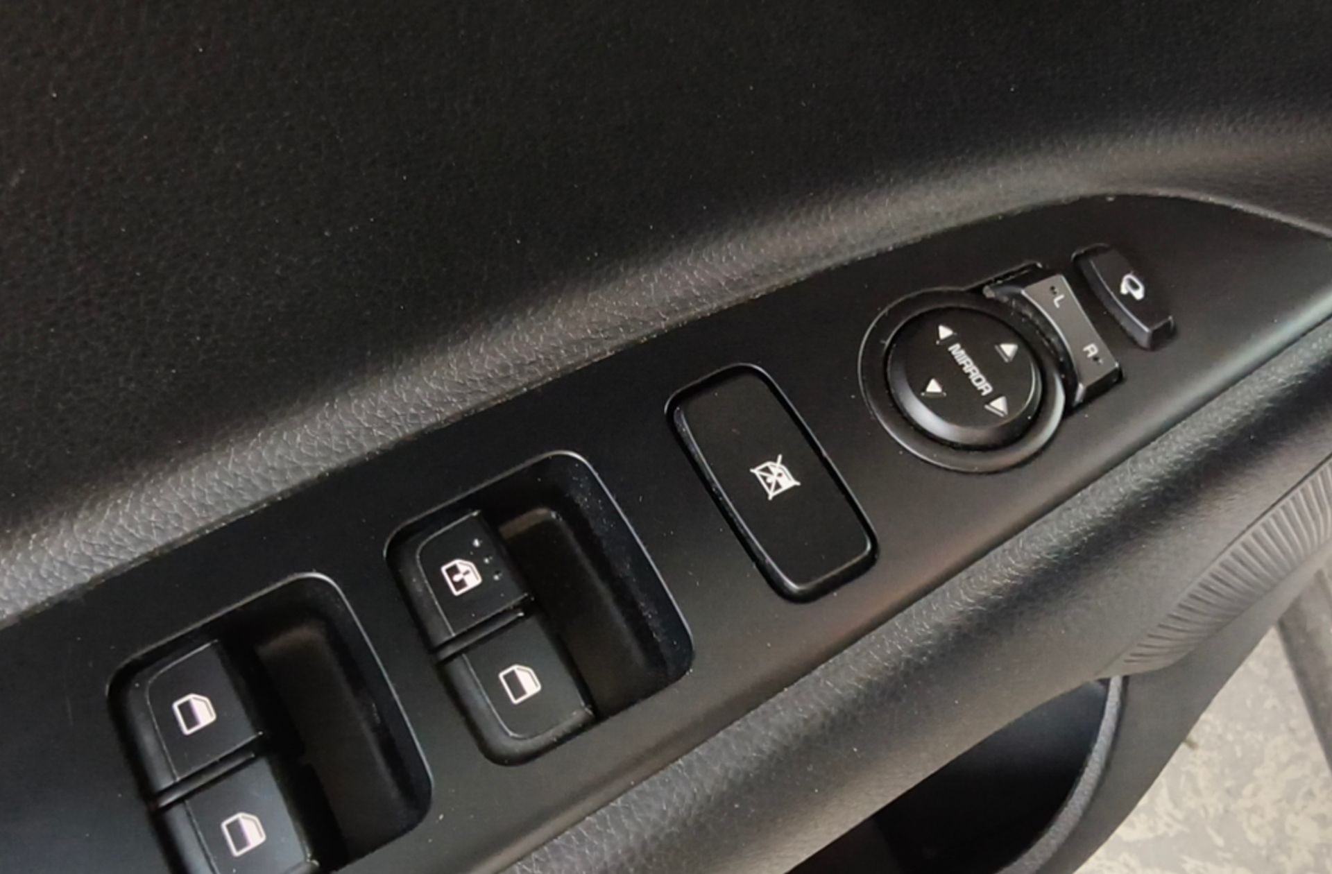 Kia Stonic 1.0 T-GDi Drive - foto 23