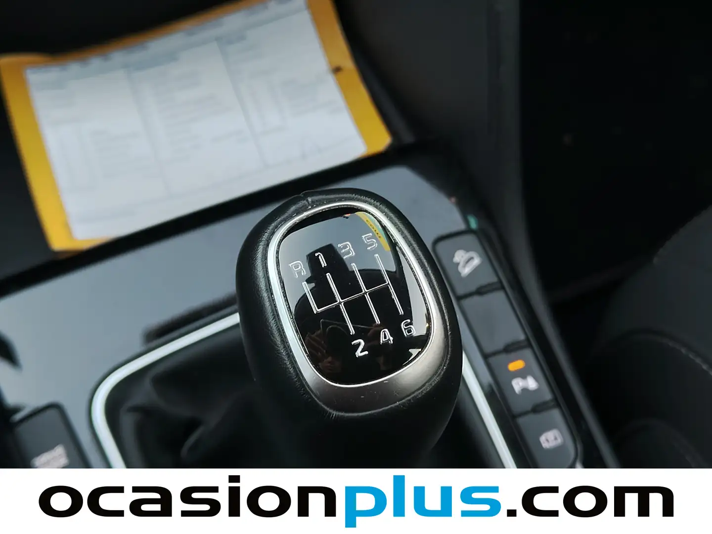 Foto KIA Sportage Kia Sportage 1.6 CRDi MHEV Business 4x2 (136 CV)