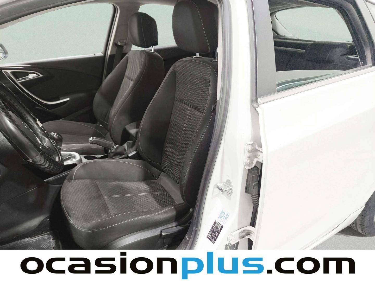 Foto asientos delanteros Opel Astra Opel Astra 1.7 CDTI Sport (125 CV)