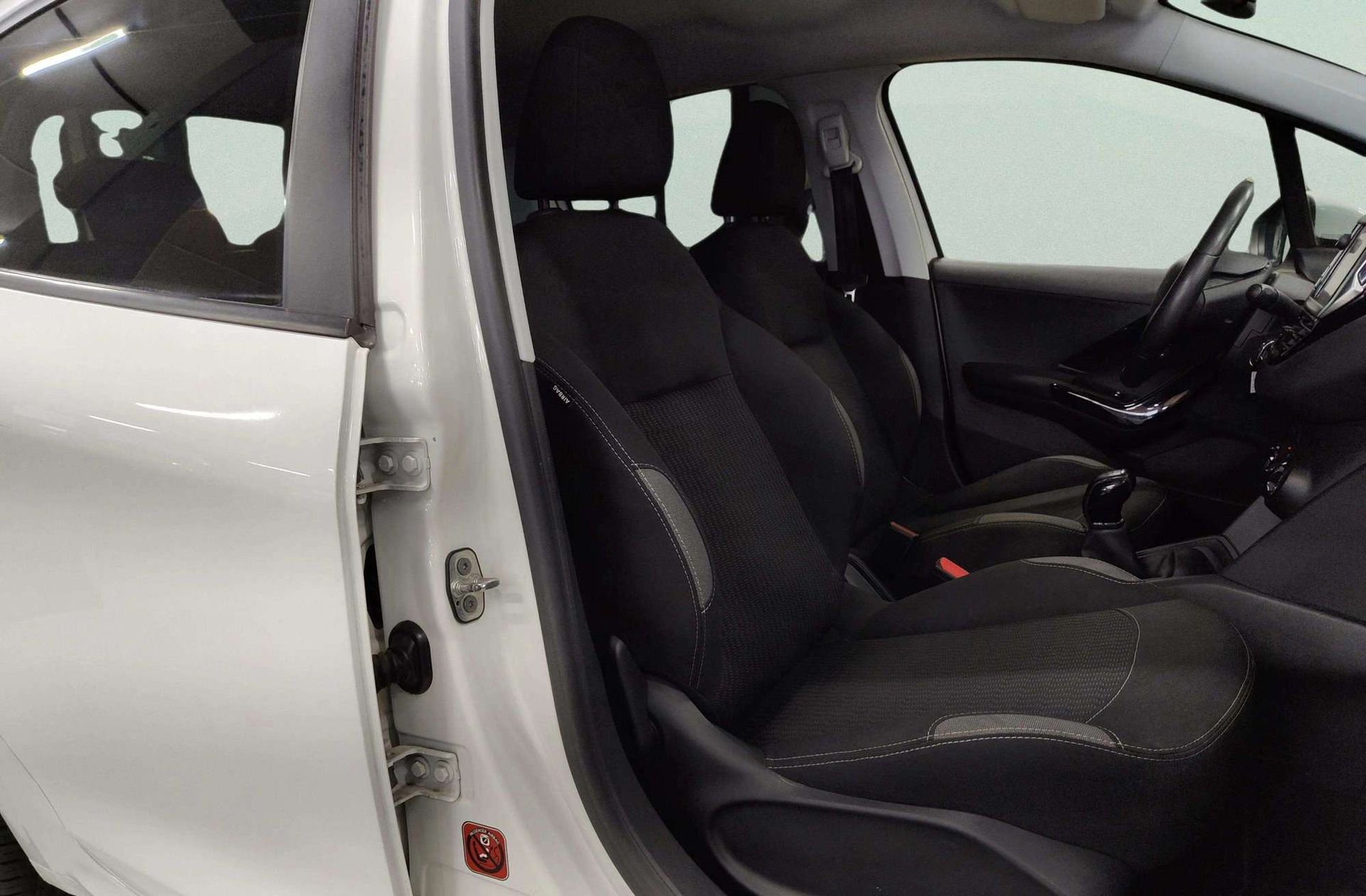 Peugeot 208 1.2 PureTech Active - foto 17