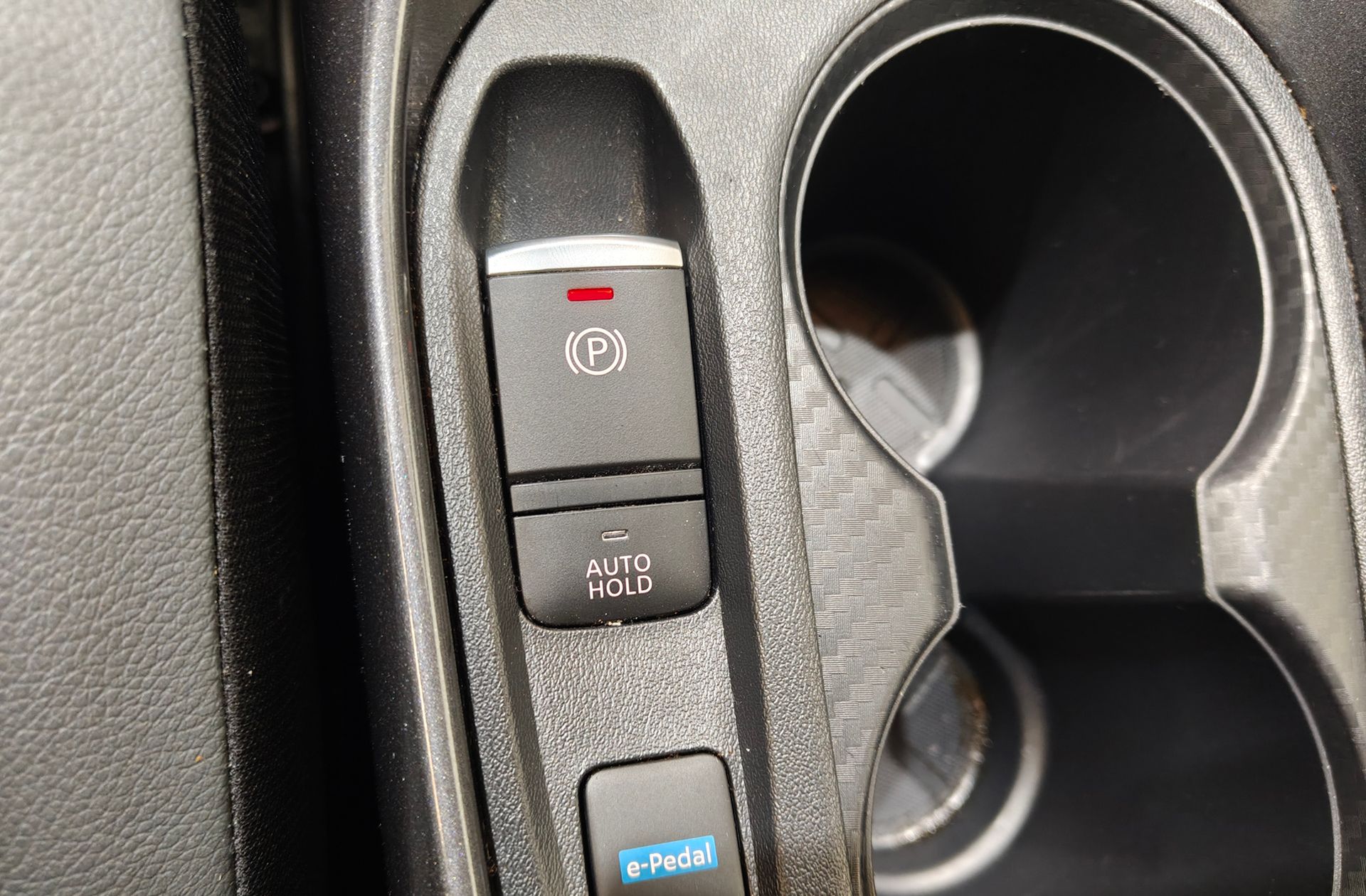 Nissan Juke 1.6 Hybrid N-Connecta - foto 24