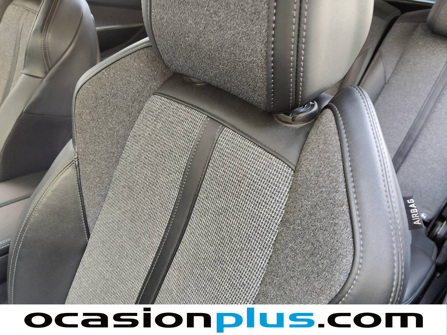 Extras y acabados del Peugeot 5008 Peugeot 5008 PureTech 130 S&S Allure (130 CV) 7 Plazas